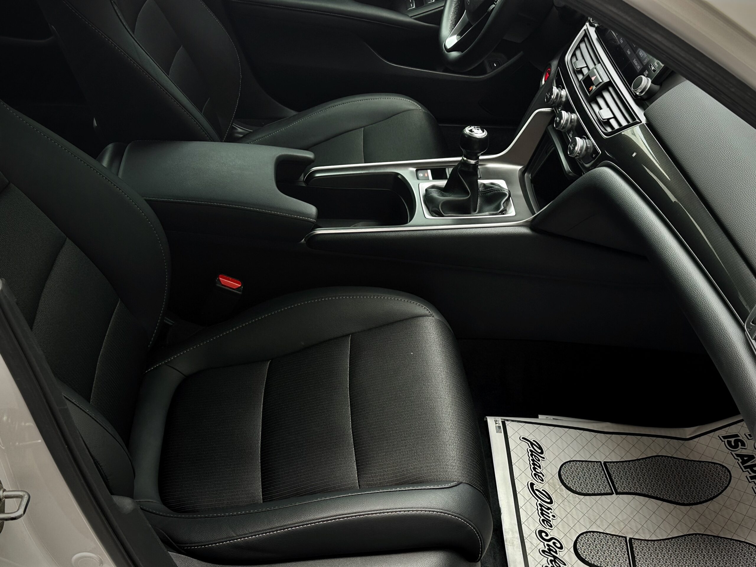 
								2019 Honda Accord Sport full									