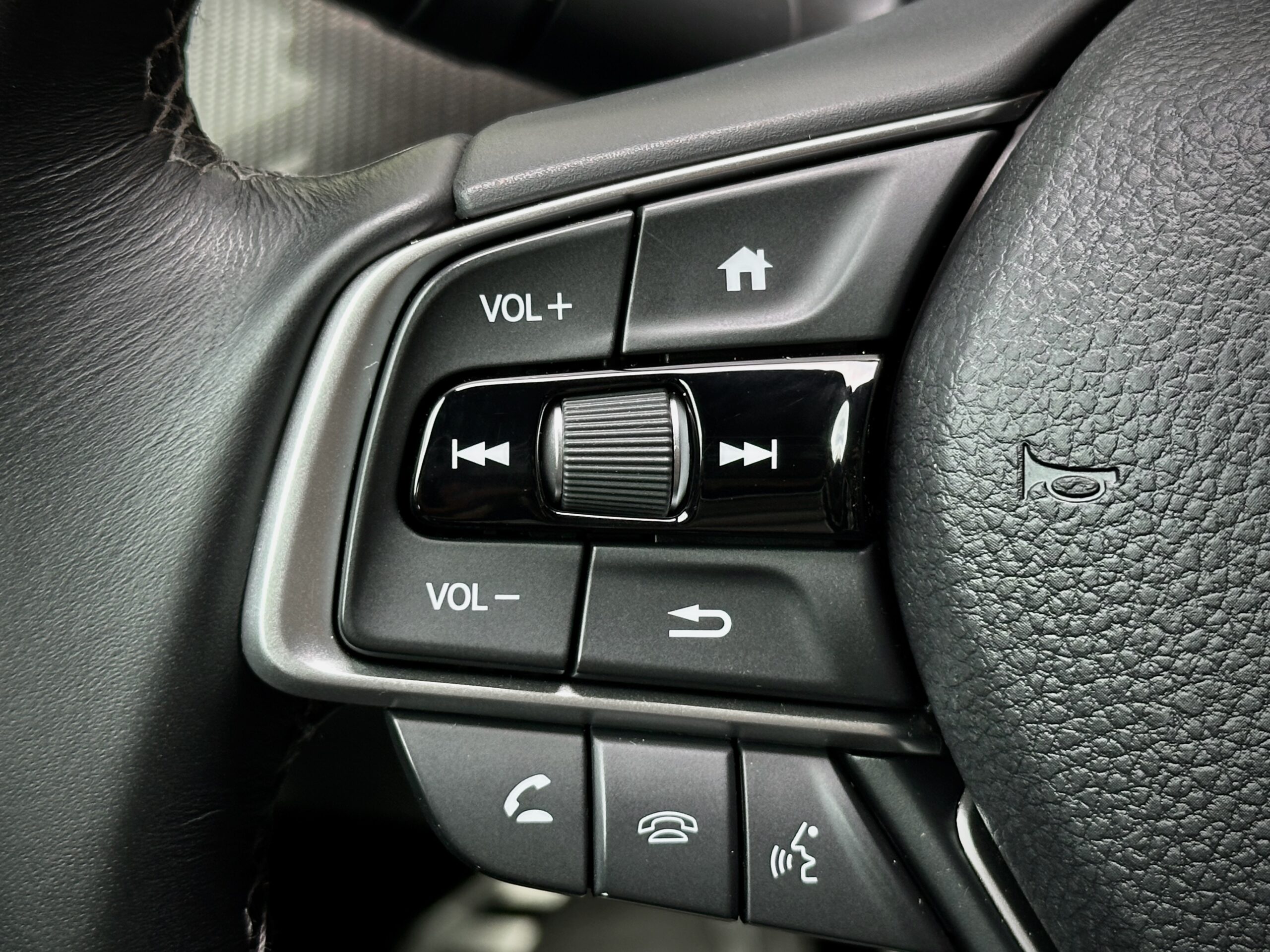 
								2019 Honda Accord Sport full									