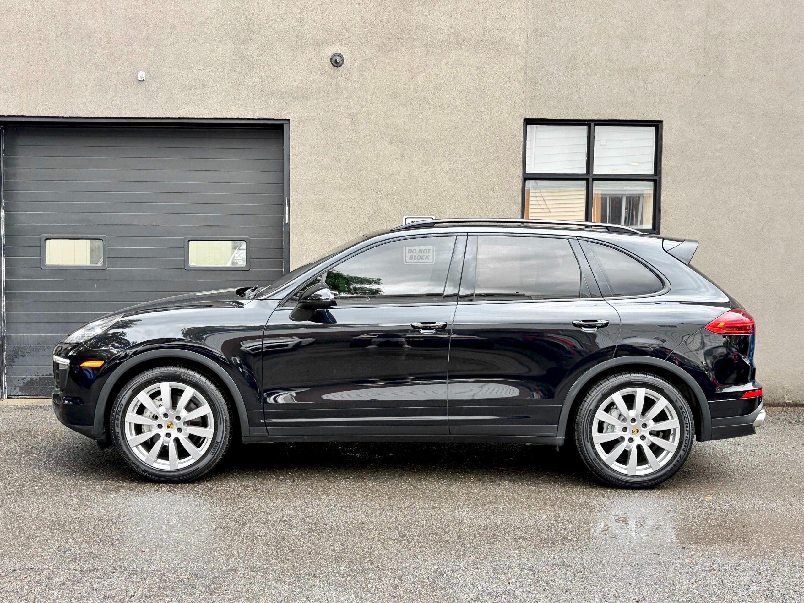 
								2018 Porsche Cayenne S full									