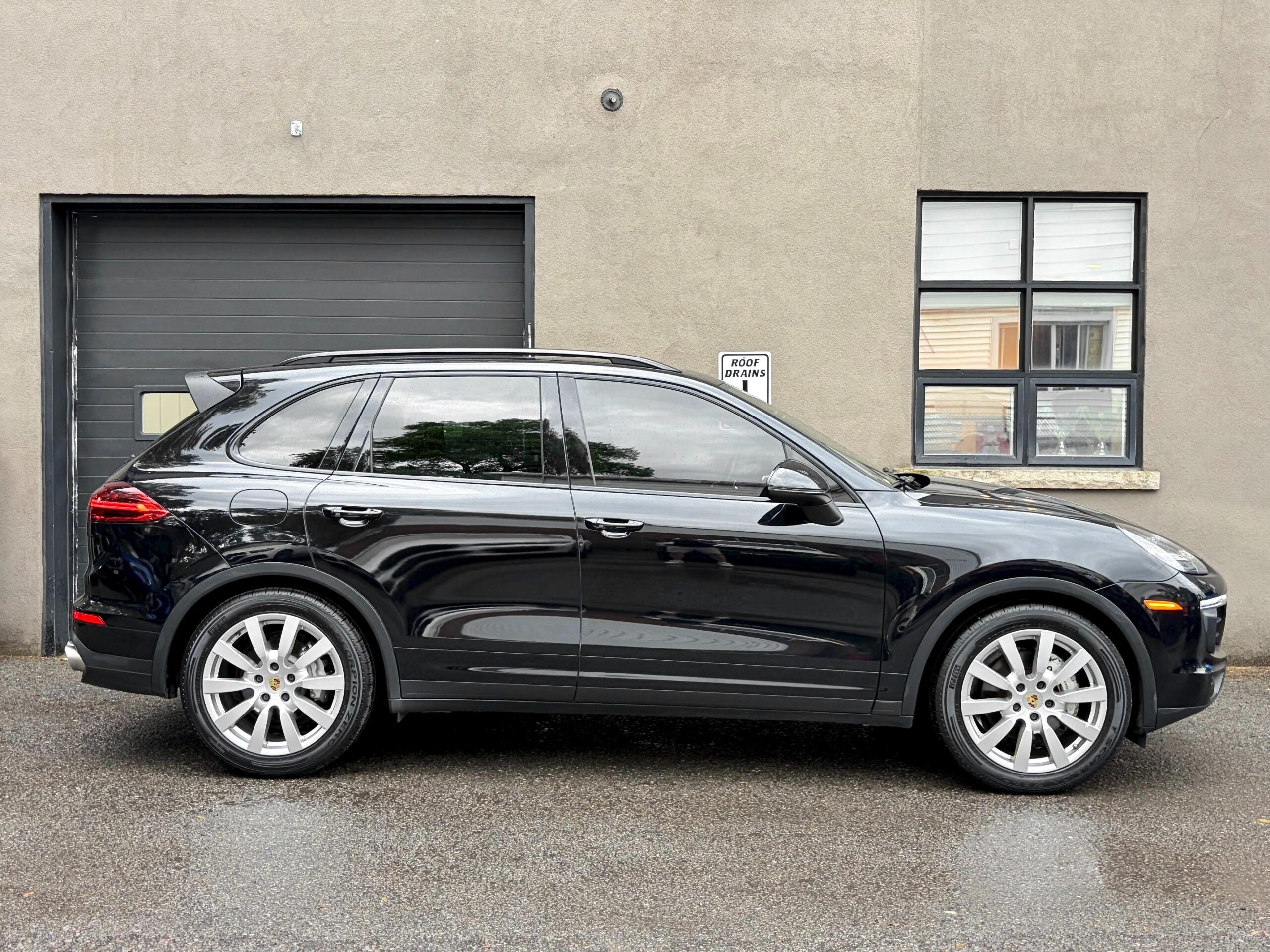 
								2018 Porsche Cayenne S full									