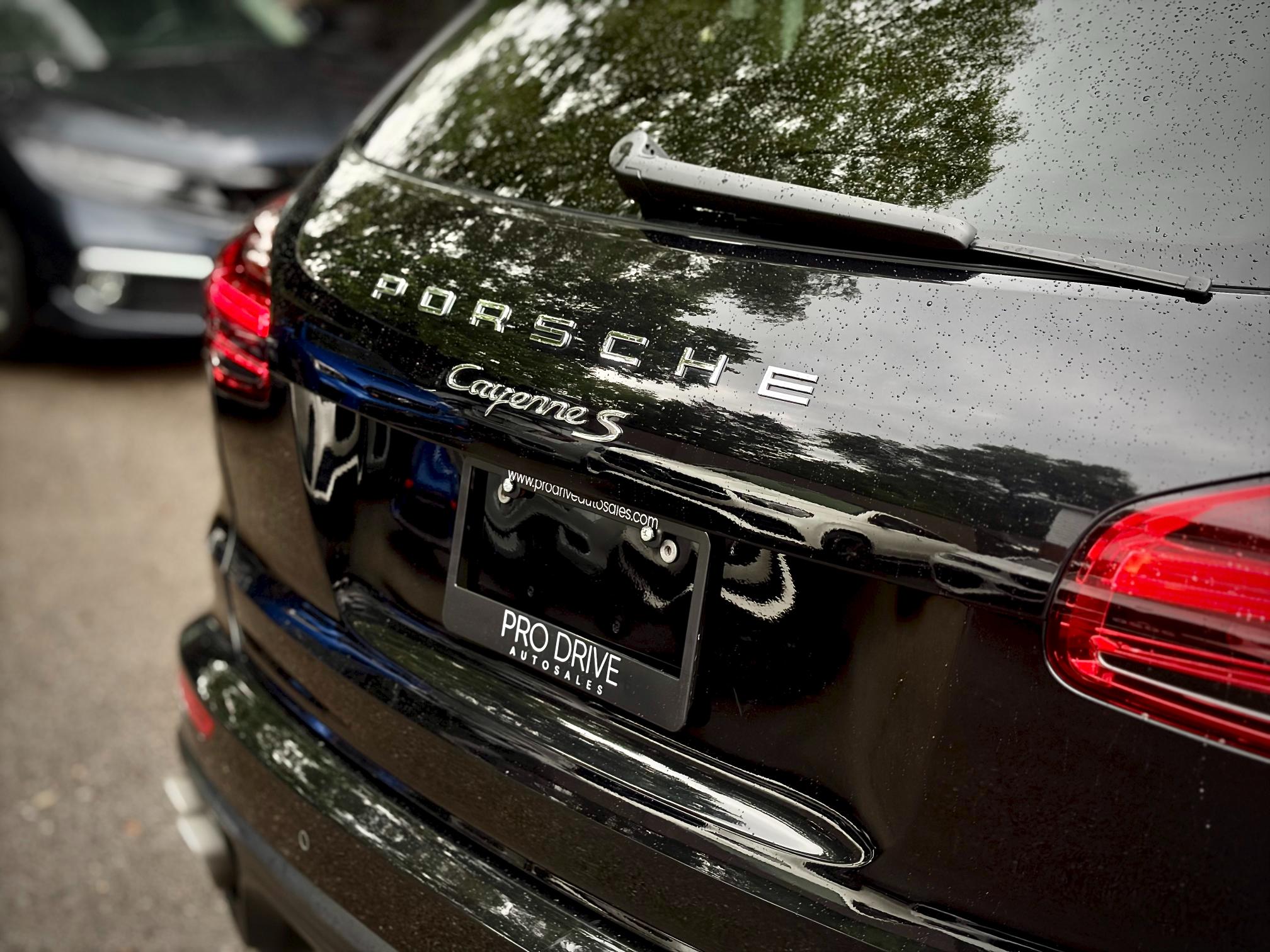
								2018 Porsche Cayenne S full									