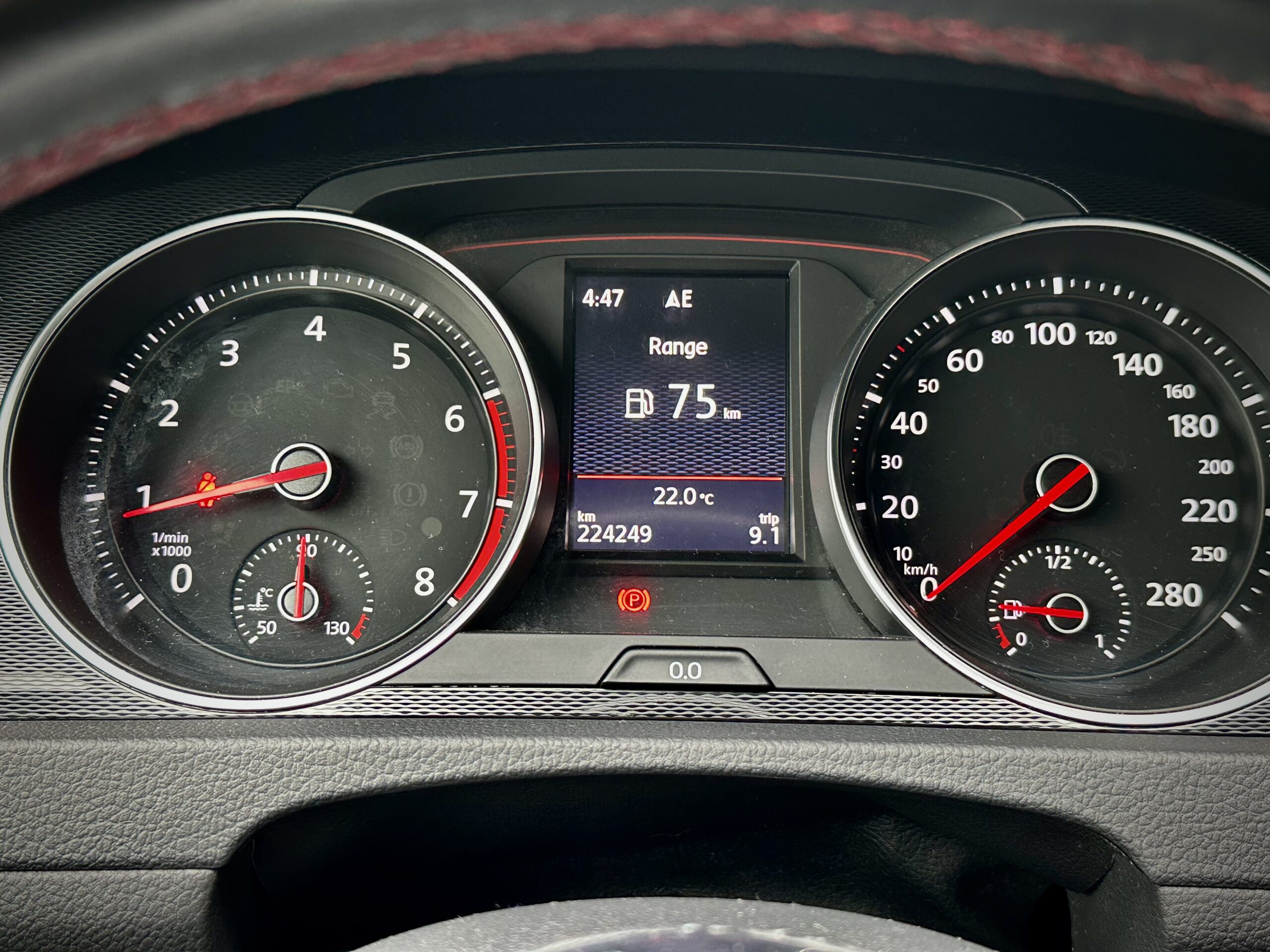 
								2017 Volkswagen Golf GTI full									