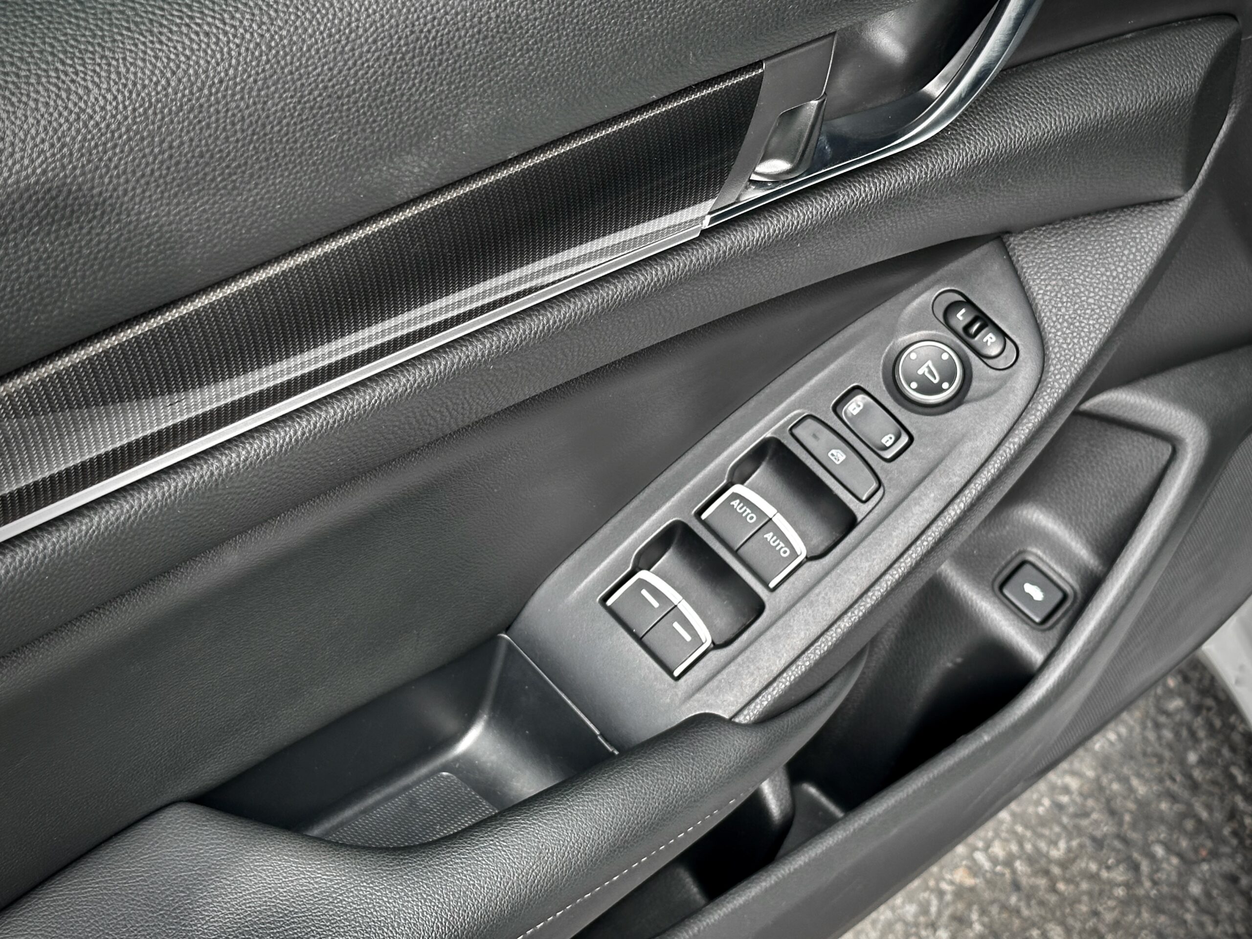 
								2019 Honda Accord Sport full									