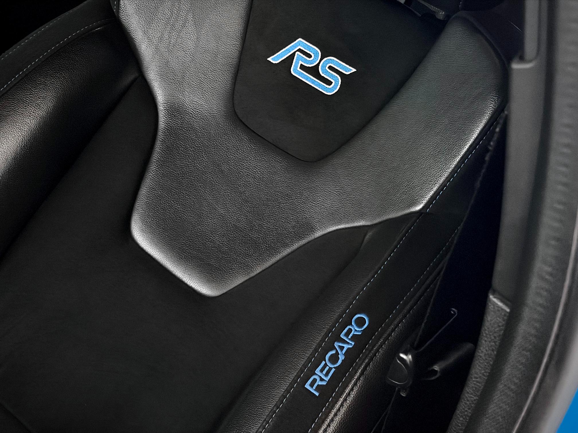 
								2016 Ford Focus RS AWD full									