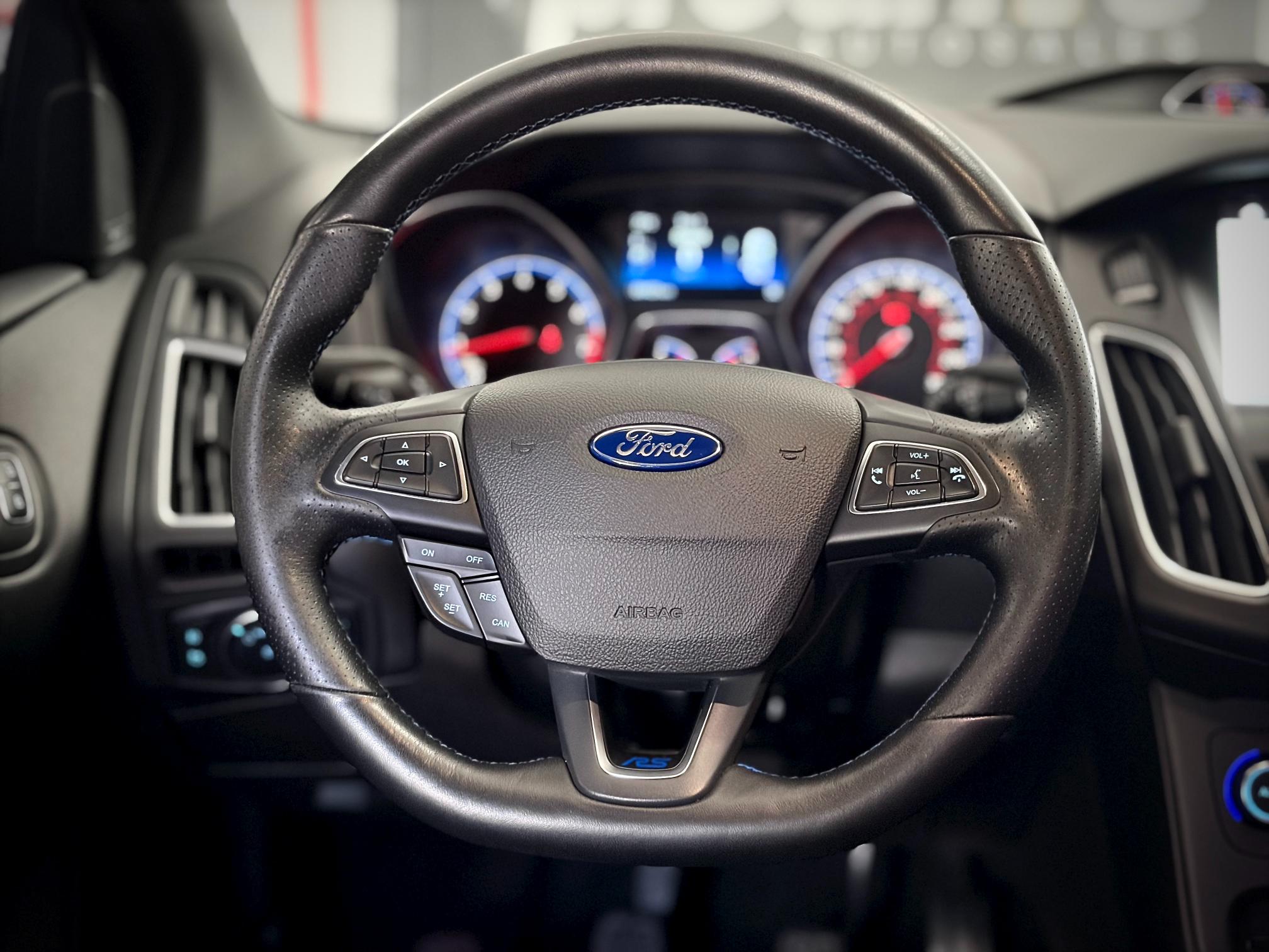 
								2016 Ford Focus RS AWD full									