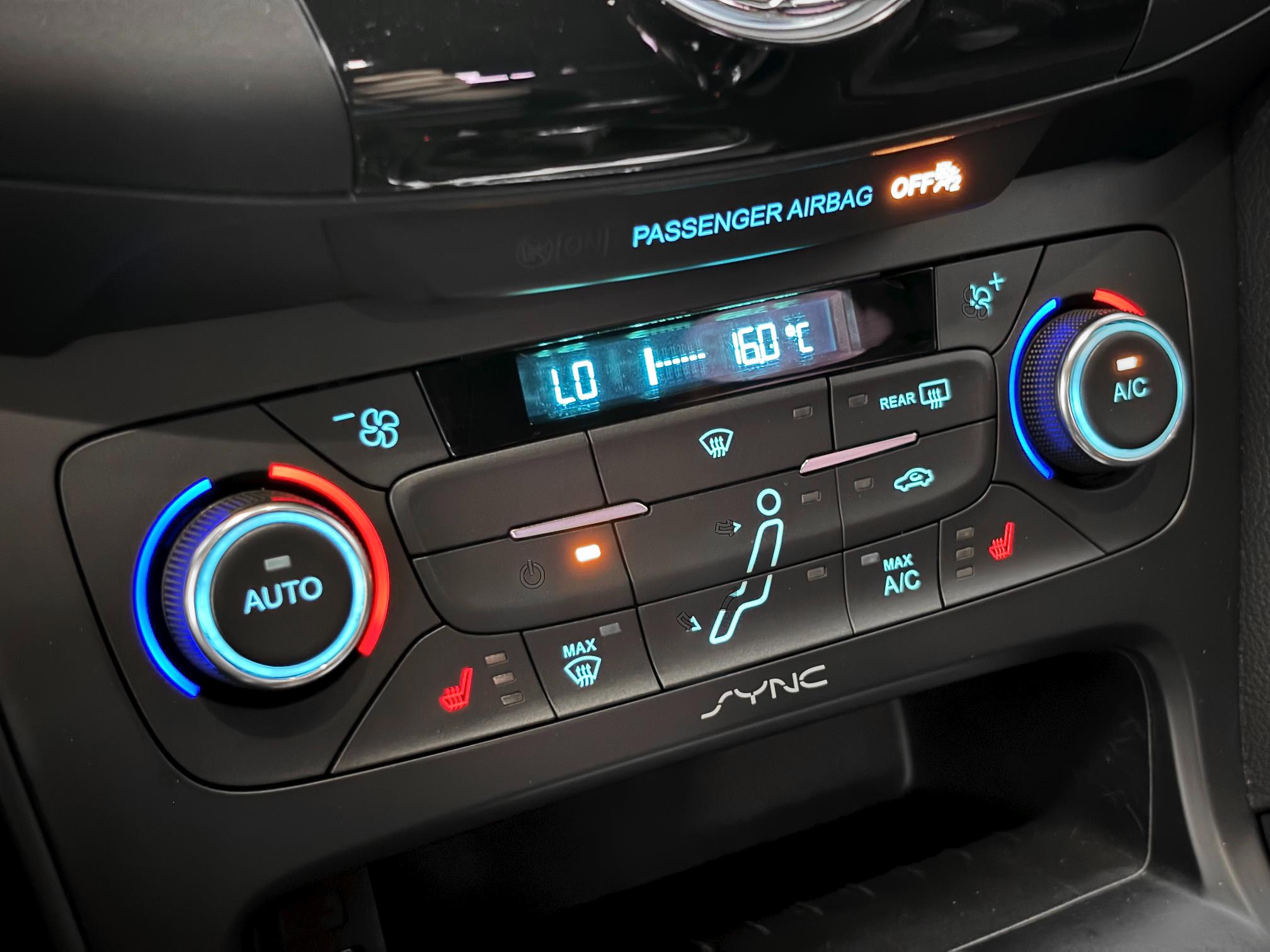 
								2016 Ford Focus RS AWD full									