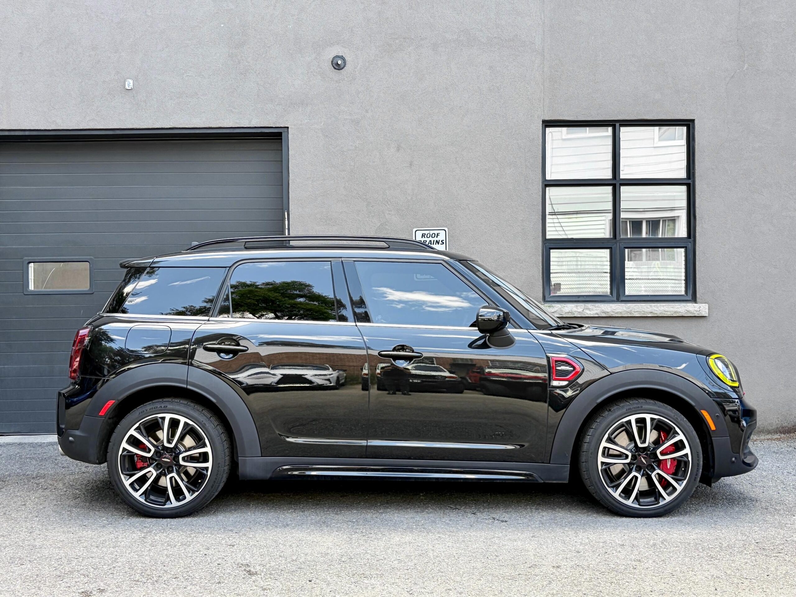 
								2024 Mini Cooper Countryman JCW full									