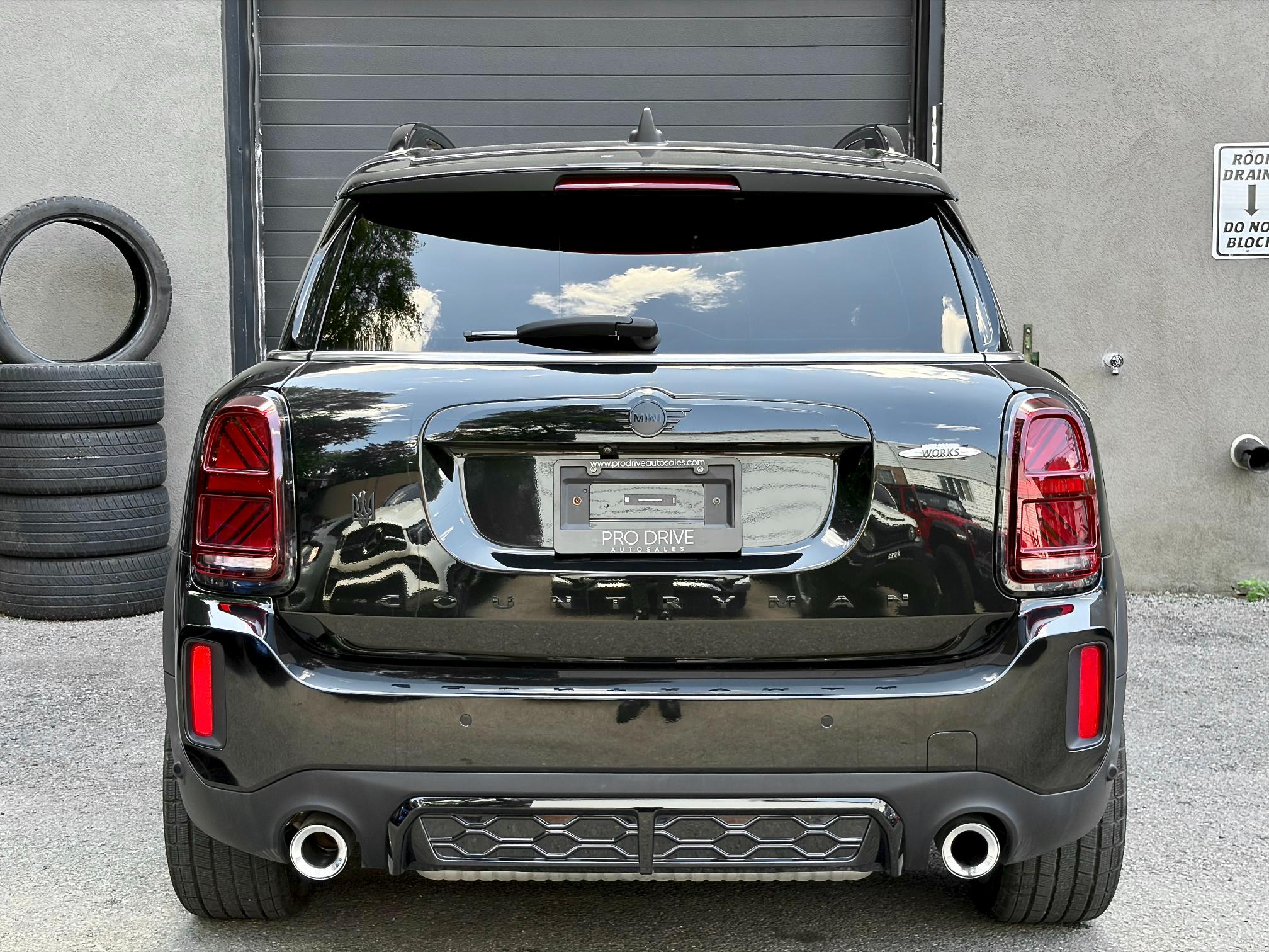 
								2024 Mini Cooper Countryman JCW full									