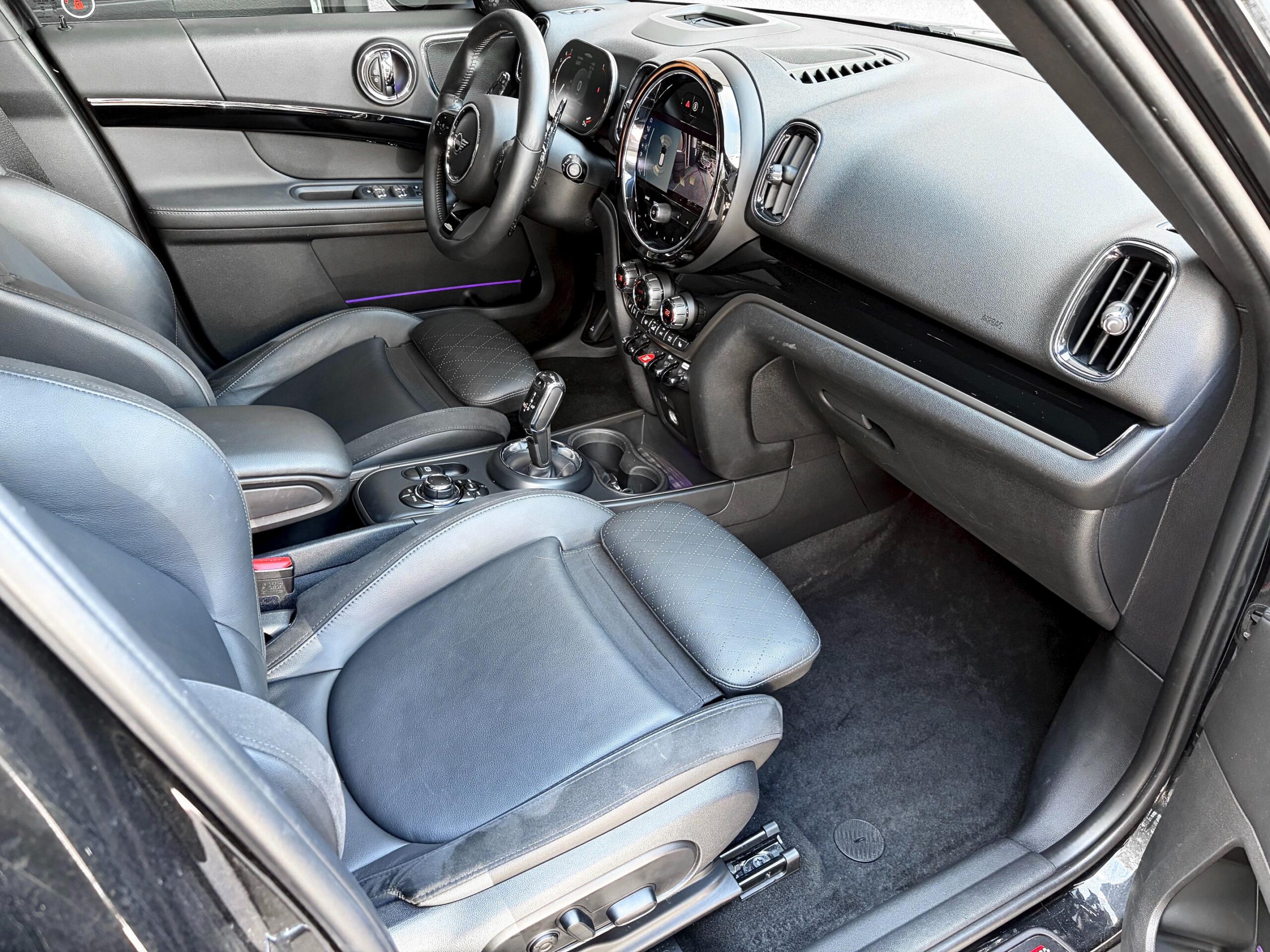 
								2024 Mini Cooper Countryman JCW full									