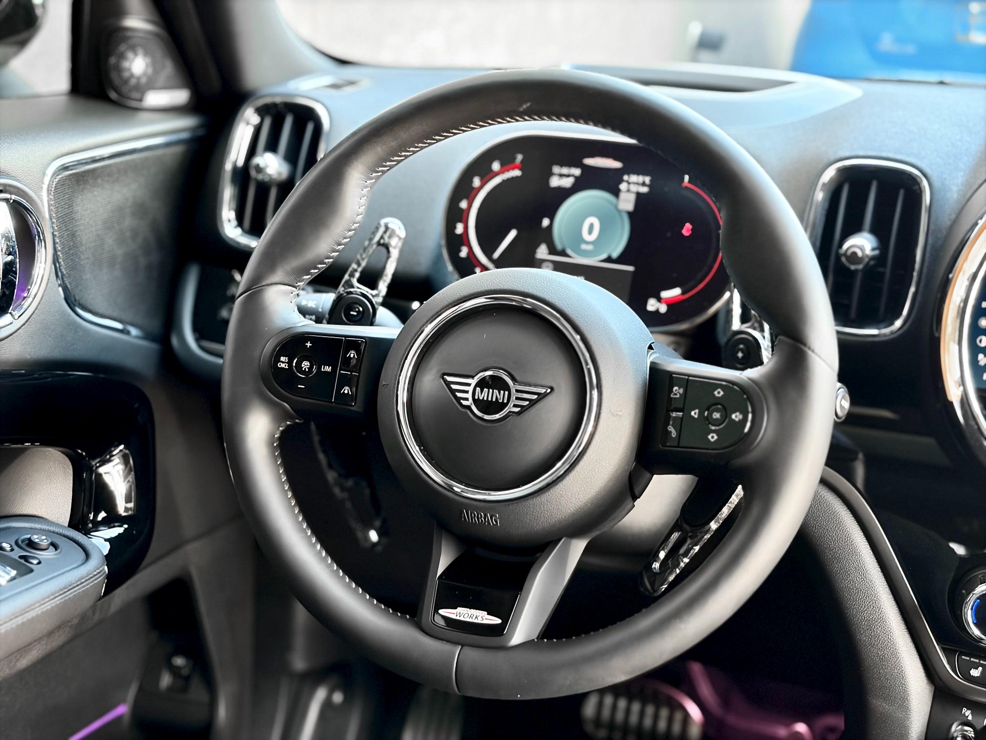 
								2024 Mini Cooper Countryman JCW full									