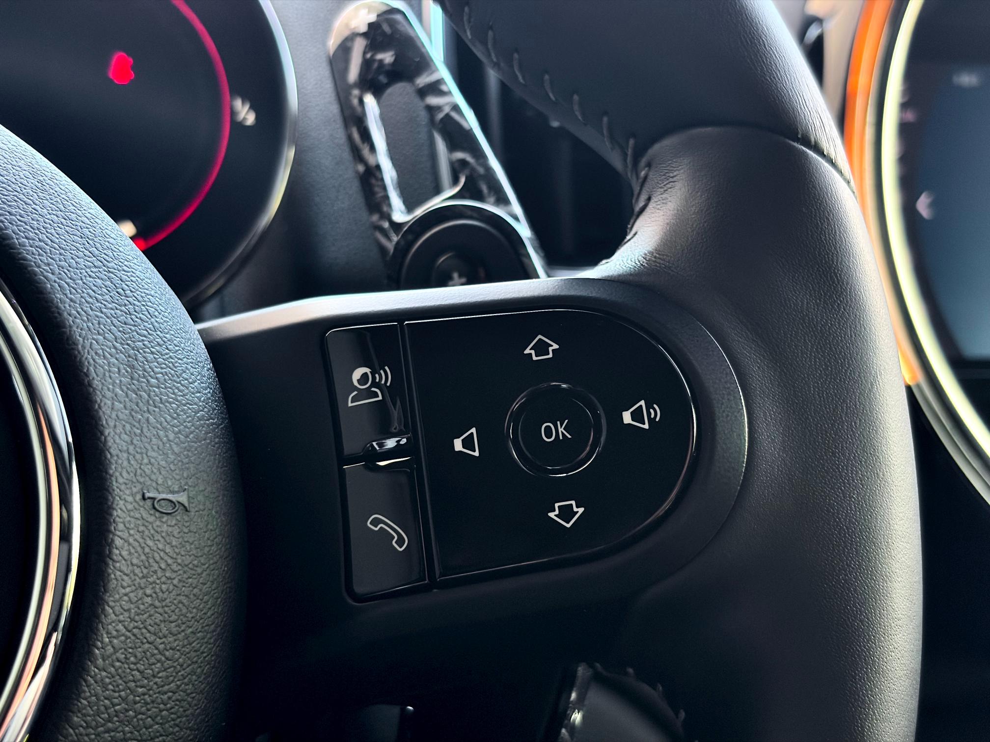
								2024 Mini Cooper Countryman JCW full									