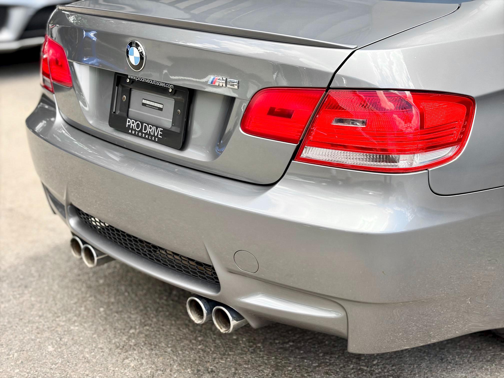 
								2010 BMW M3 E92 full									