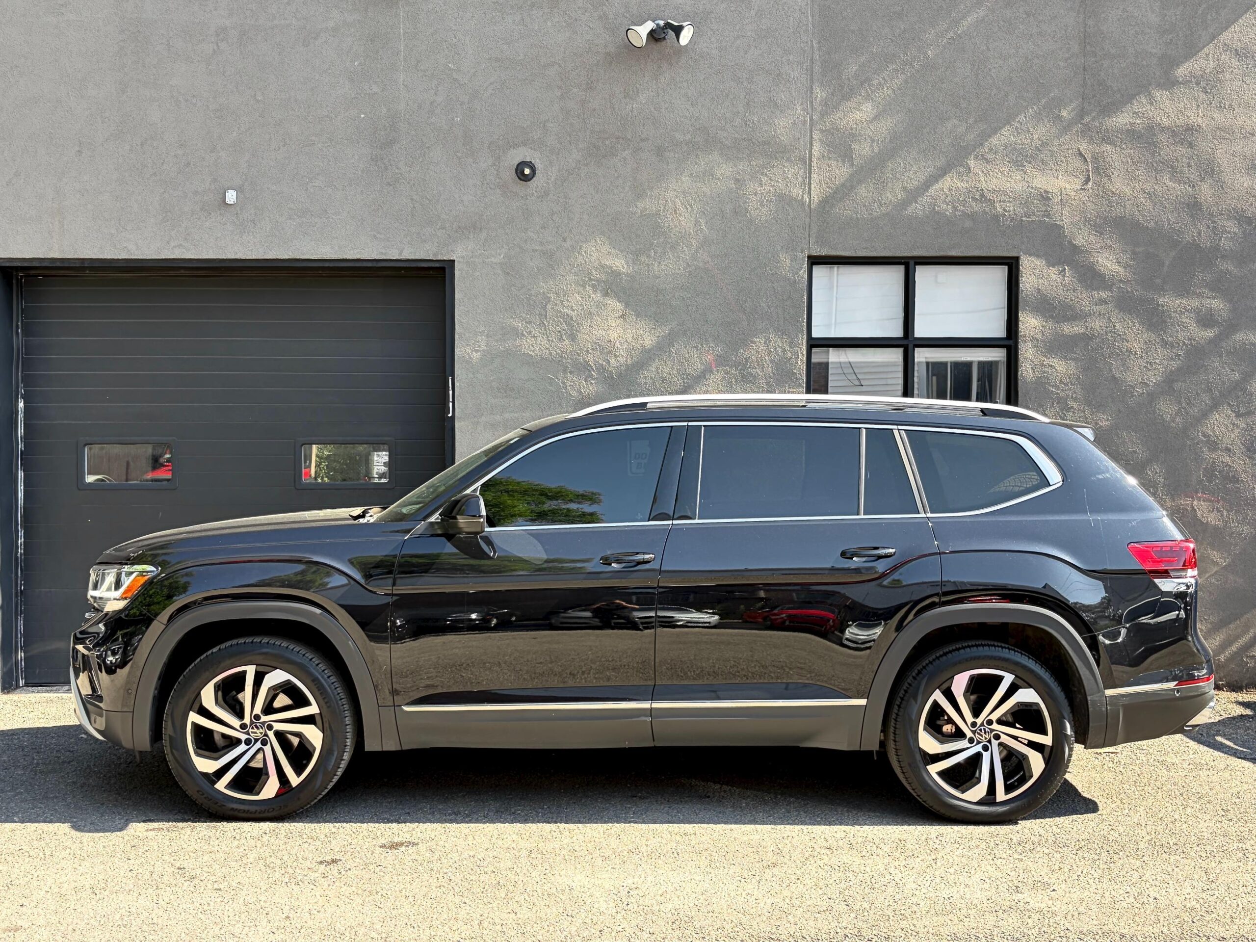 
								2021 Volkswagen Atlas Execline full									