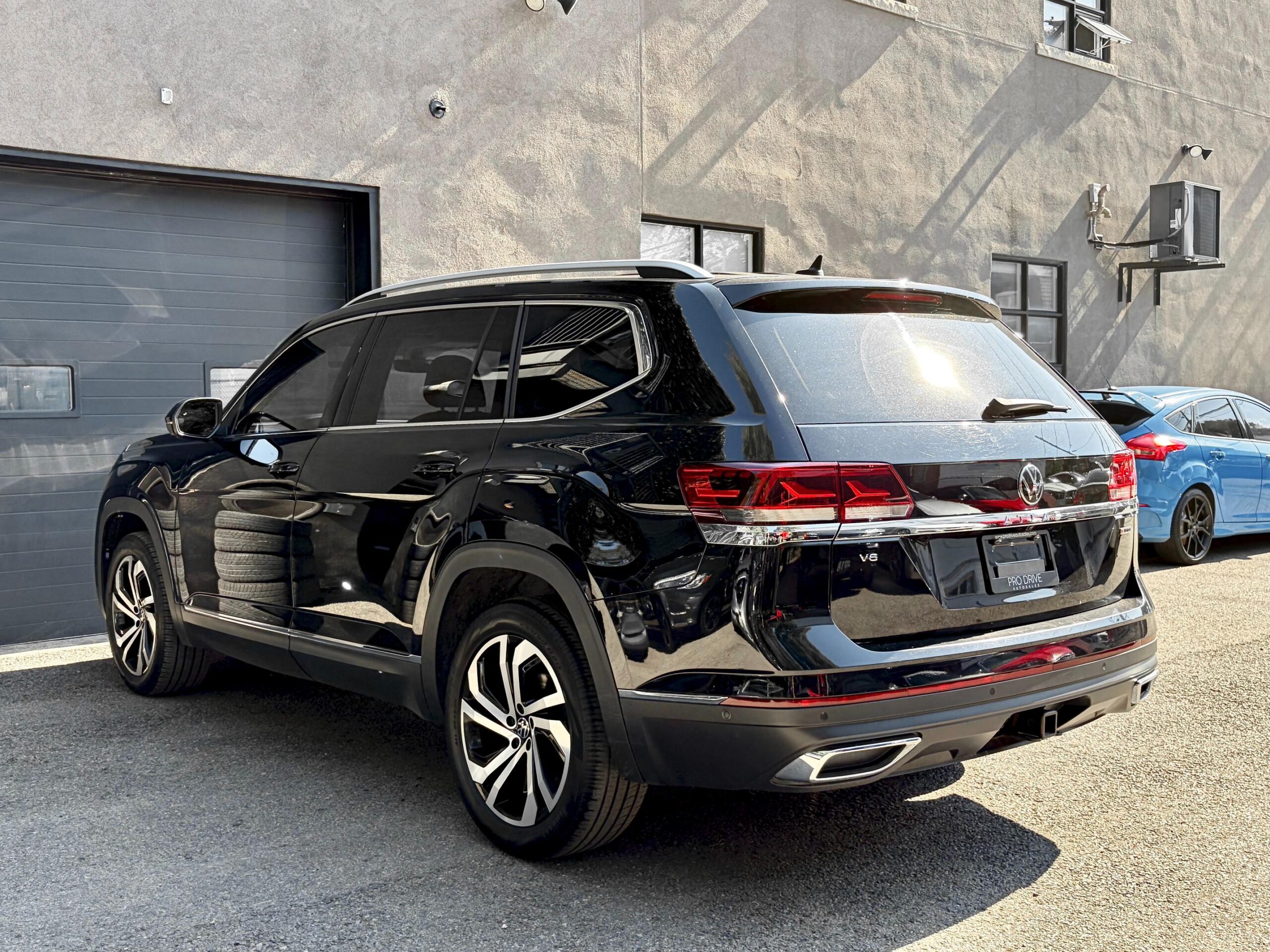 
								2021 Volkswagen Atlas Execline full									
