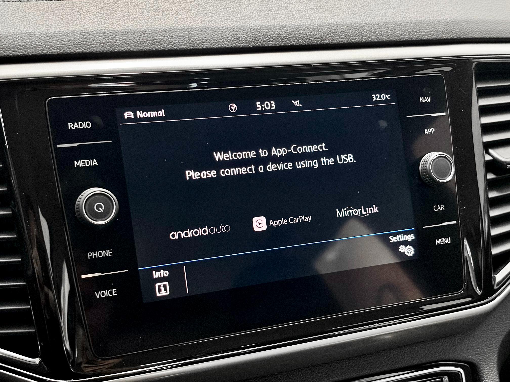 
								2021 Volkswagen Atlas Execline full									