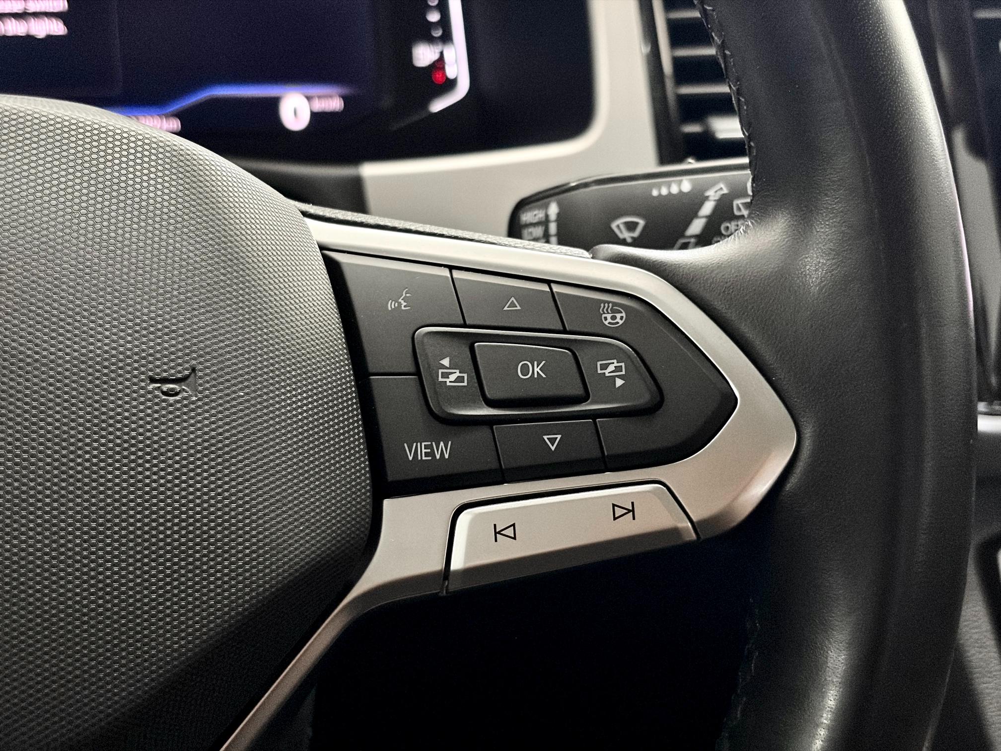 
								2021 Volkswagen Atlas Execline full									