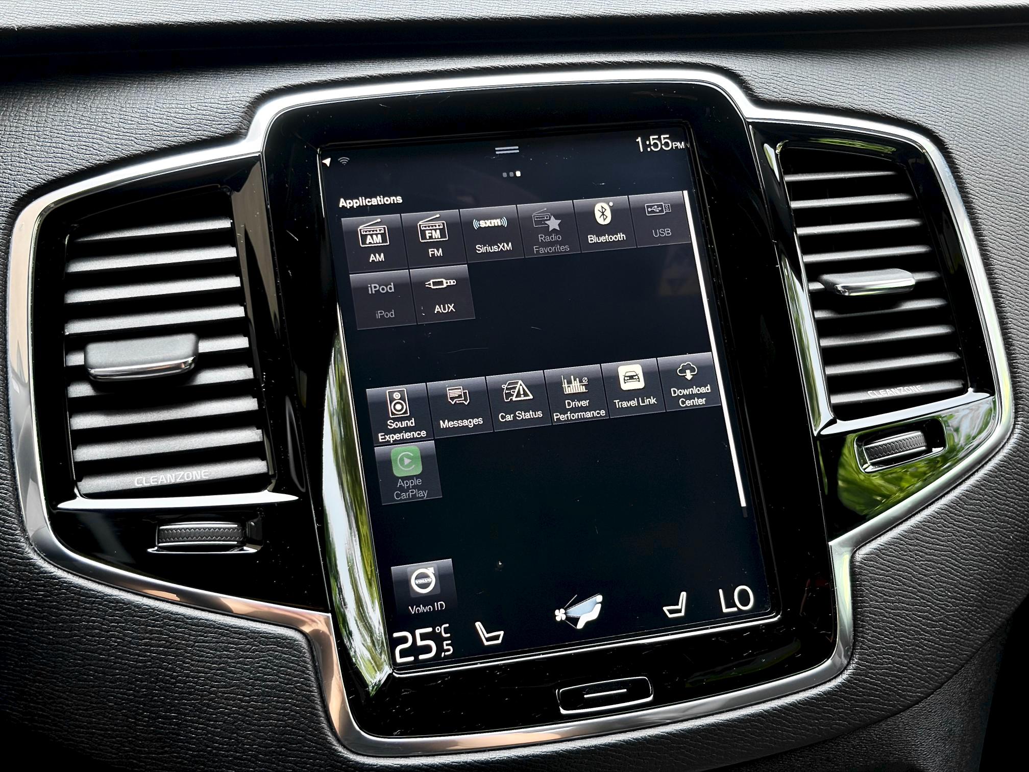 
								2016 Volvo XC60 T6 R-Design full									