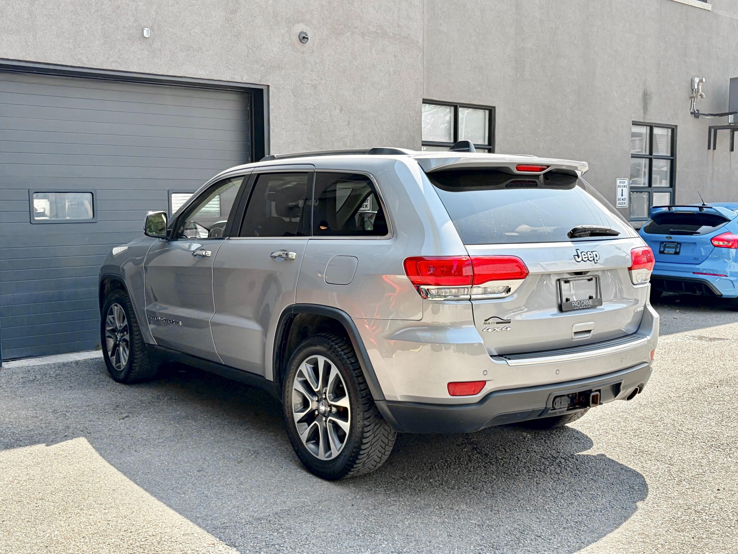 
								2018 Jeep Grand Cherokee Limited full									