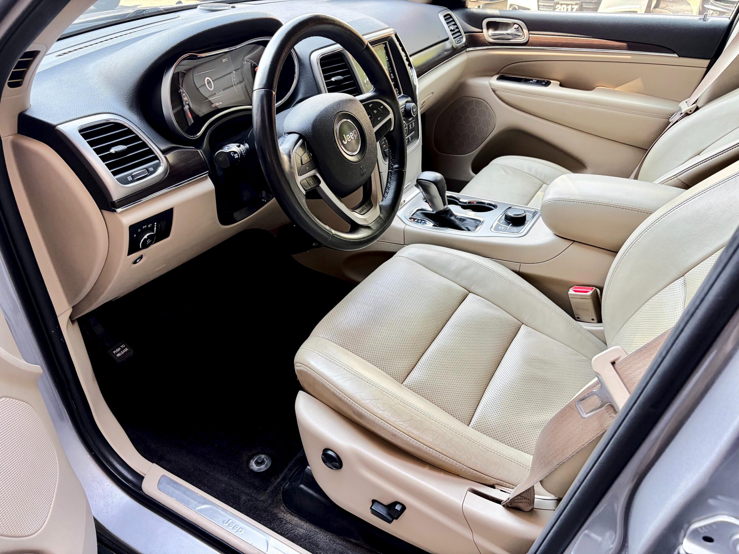 
								2018 Jeep Grand Cherokee Limited full									
