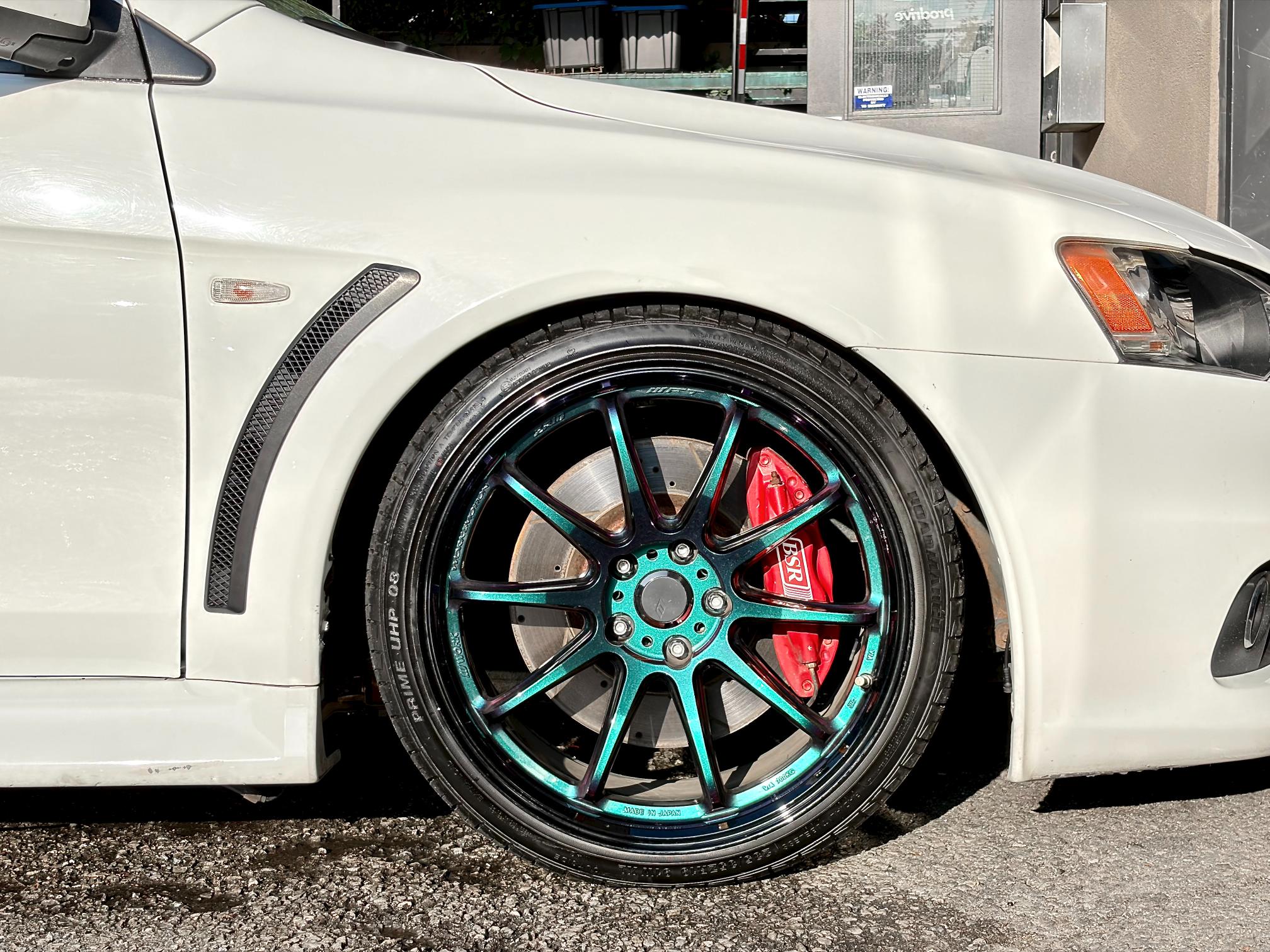 
								2010 Mitsubishi Lancer Evolution X GSR full									