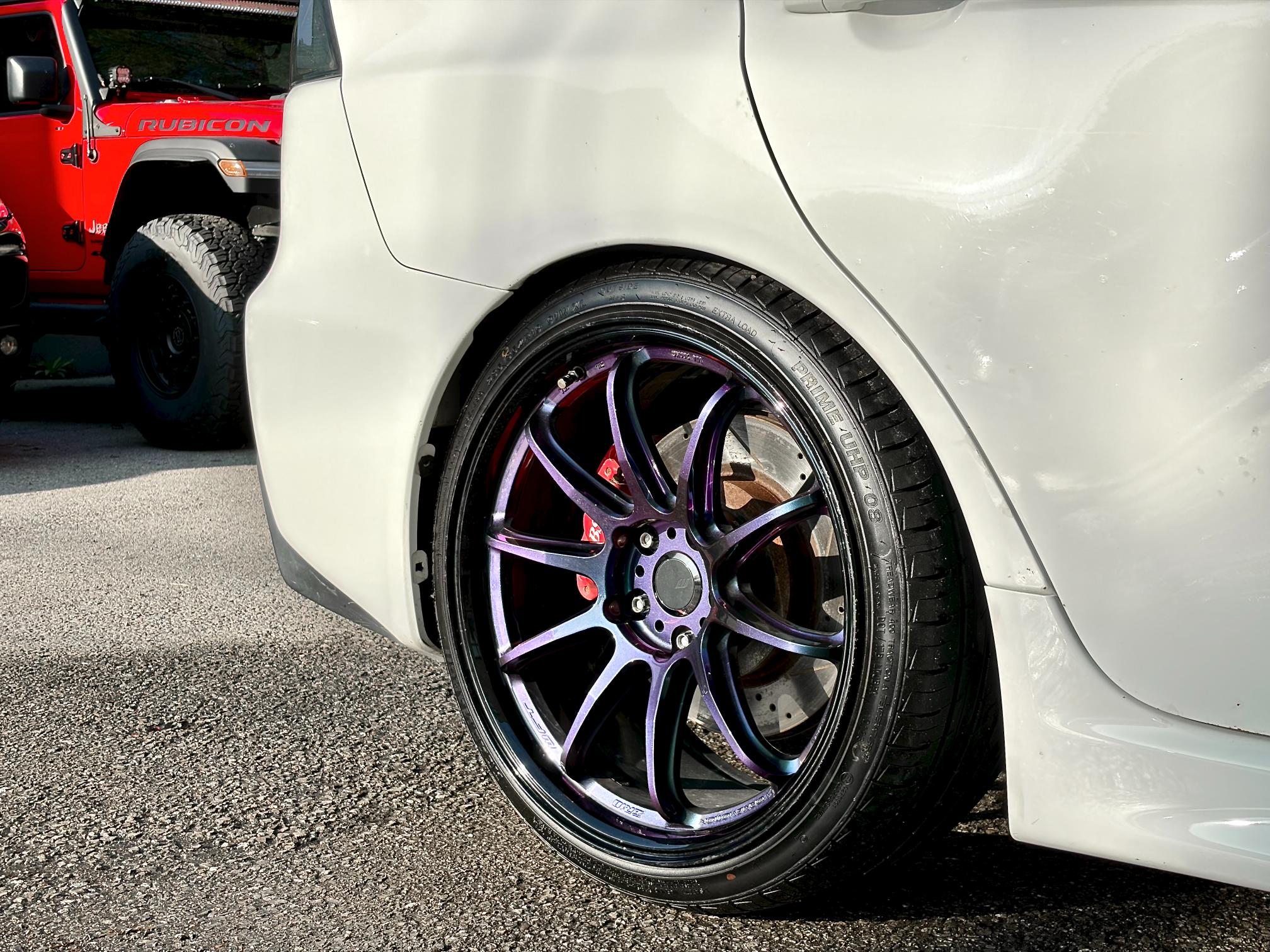 
								2010 Mitsubishi Lancer Evolution X GSR full									