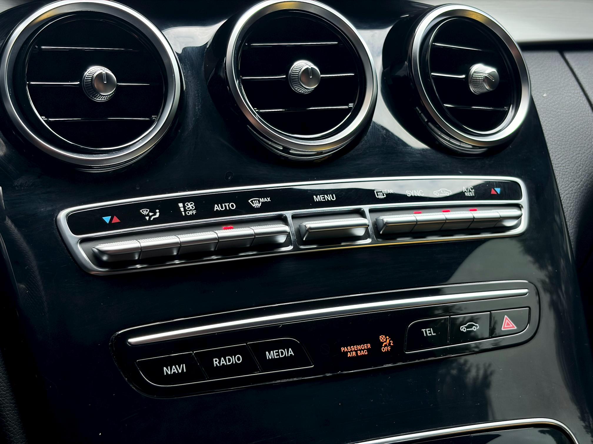 
								2019 MERCEDES-BENZ C63S AMG full									