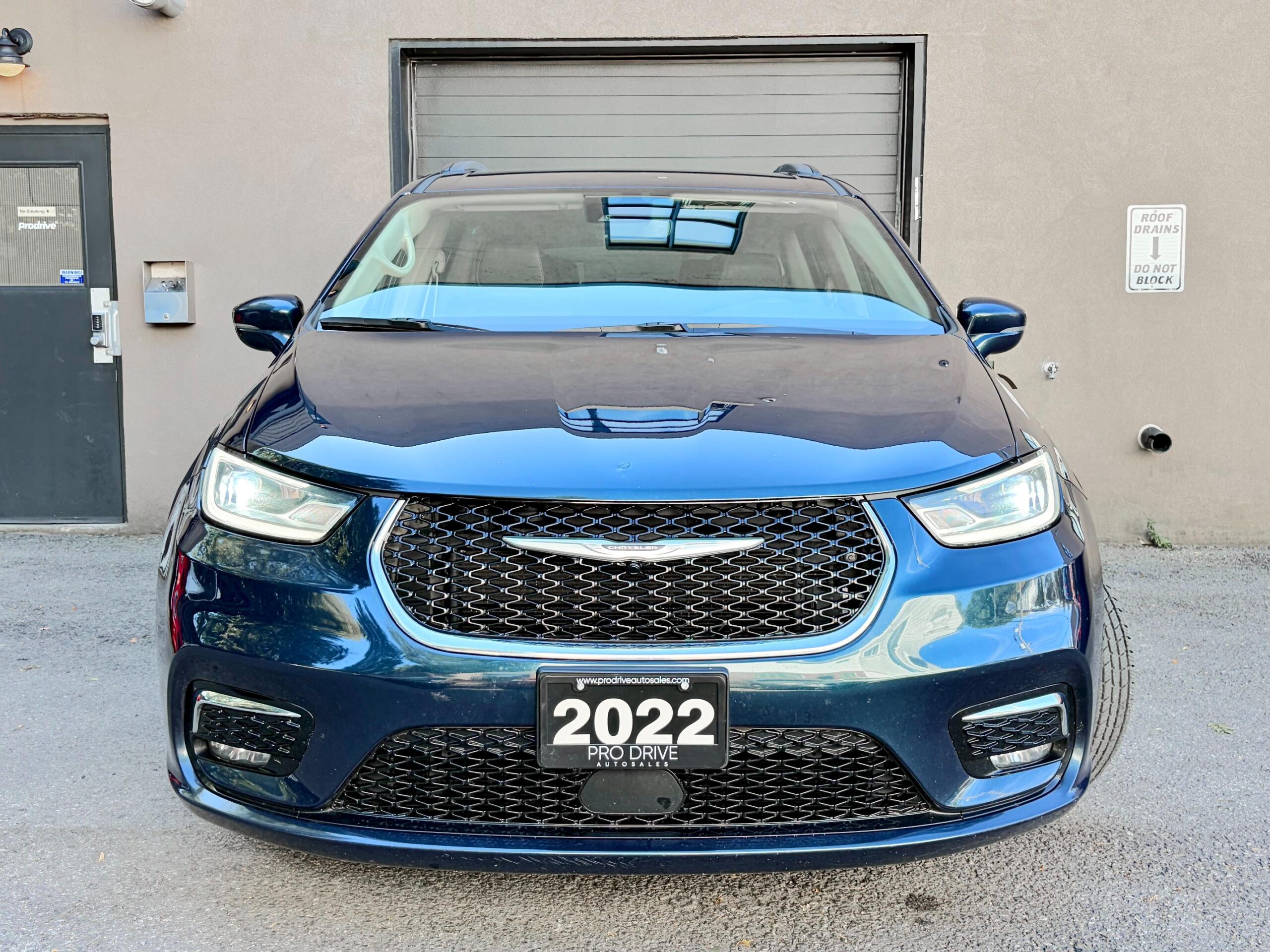 
								2022 Chrysler Pacifica Touring-L full									