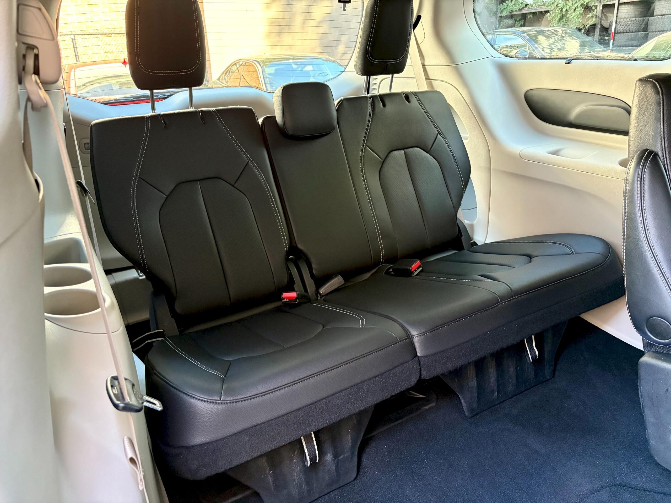 
								2022 Chrysler Pacifica Touring-L full									