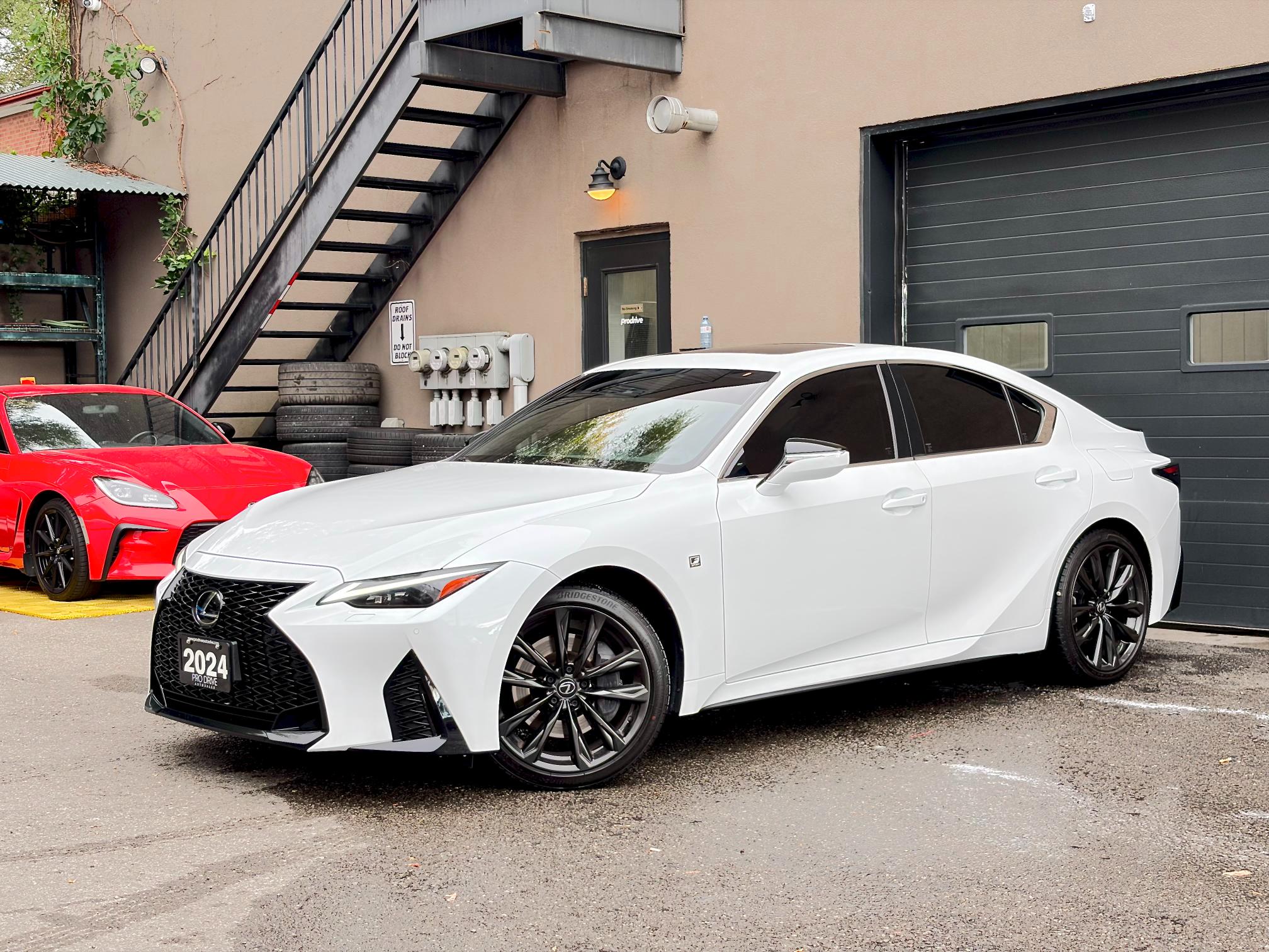 
								2024 Lexus IS 300 full									