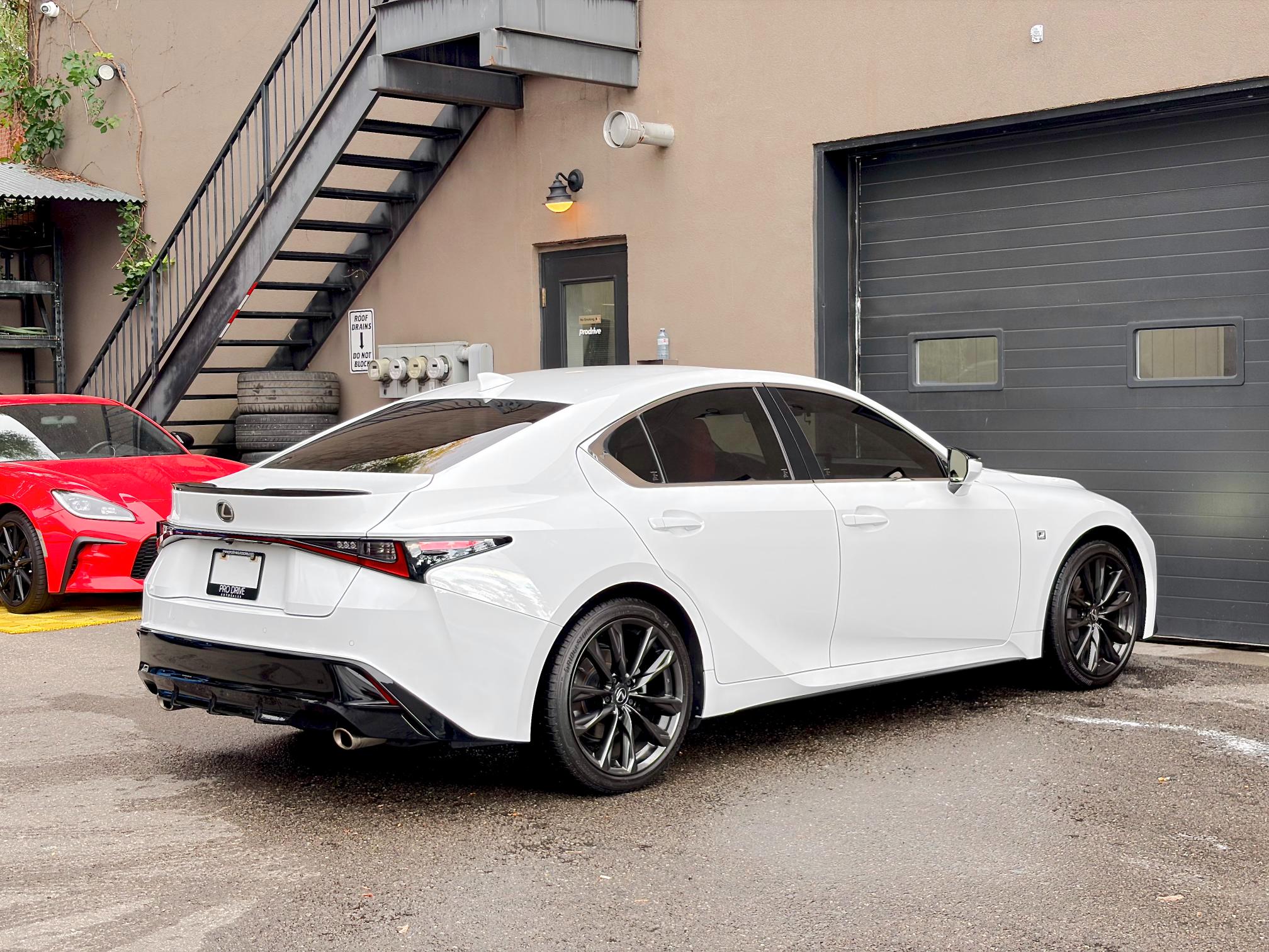 
								2024 Lexus IS 300 full									