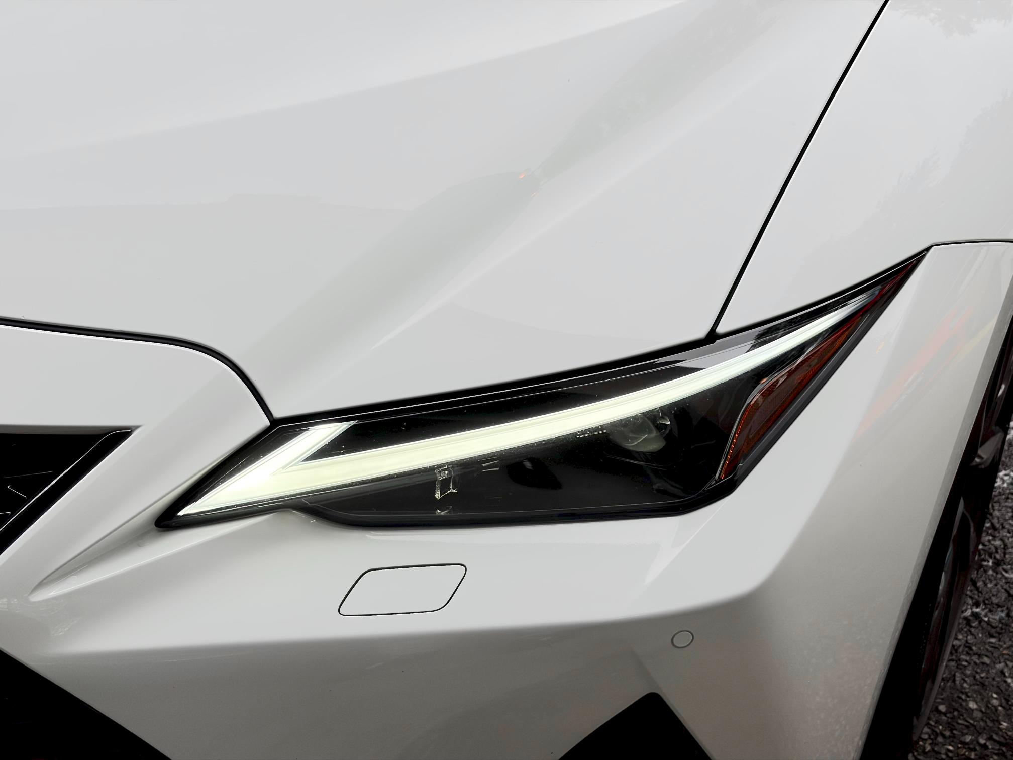
								2024 Lexus IS 300 full									