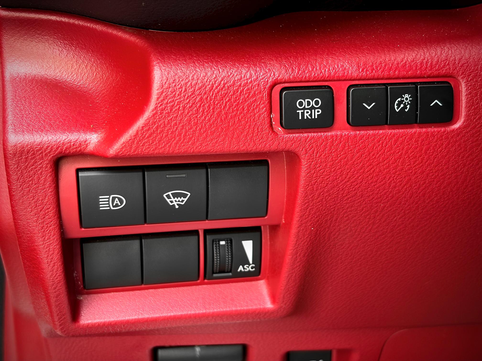 
								2024 Lexus IS 300 full									