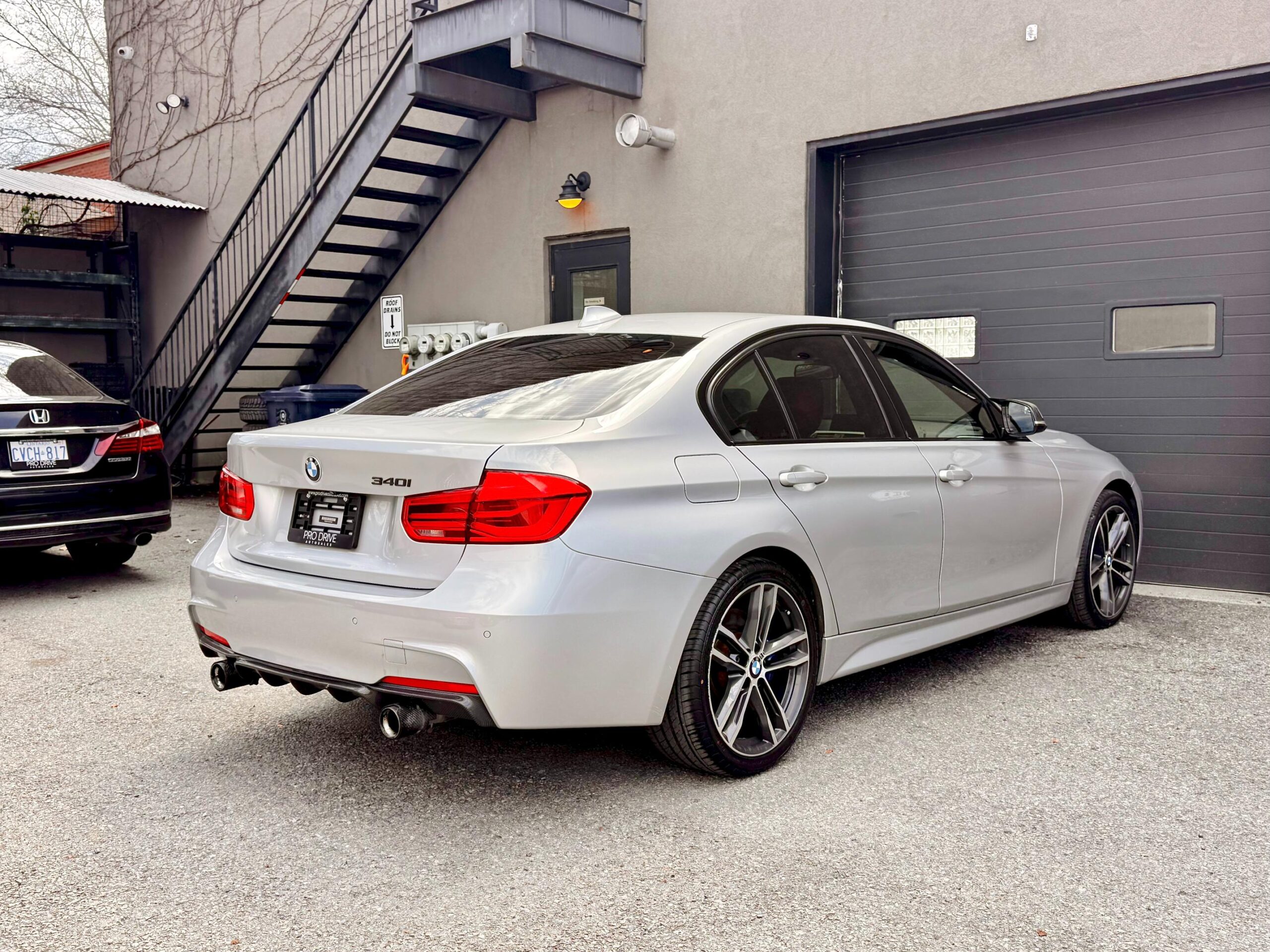 
								2018 BMW 340i xDrive full									