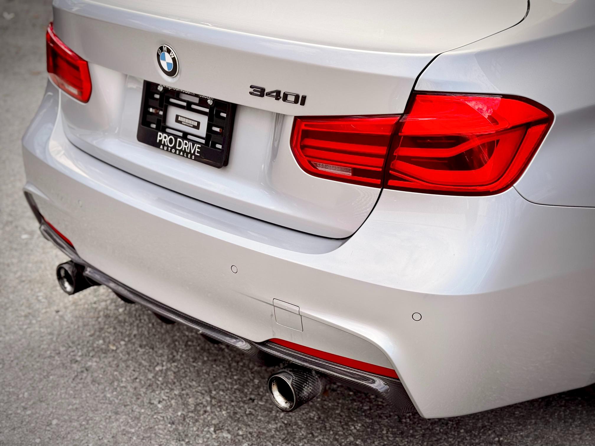 
								2018 BMW 340i xDrive full									