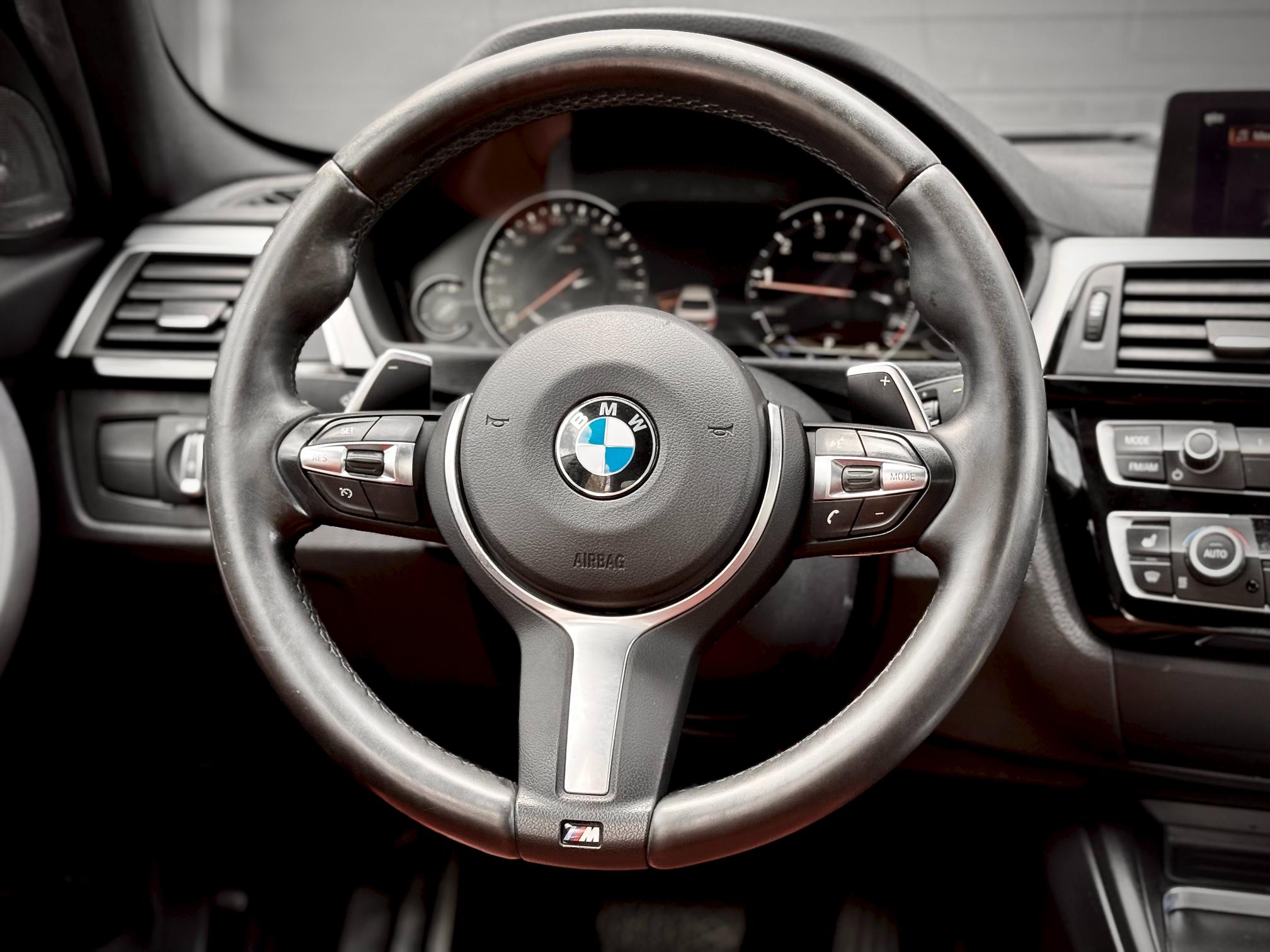 
								2018 BMW 340i xDrive full									