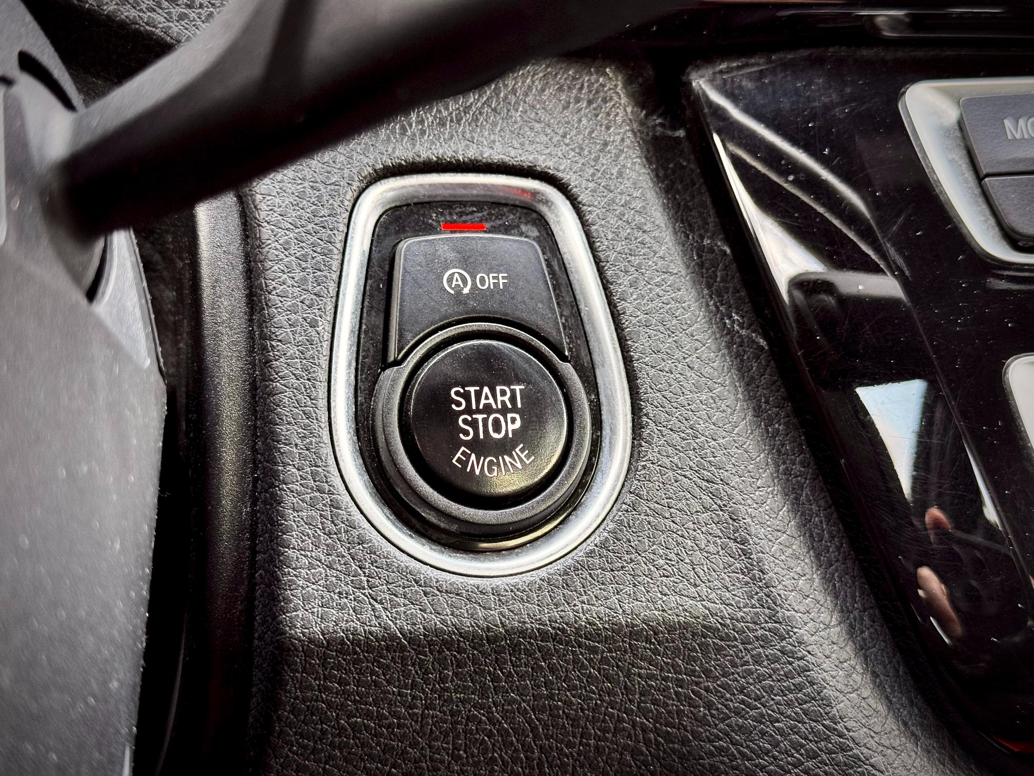
								2018 BMW 340i xDrive full									