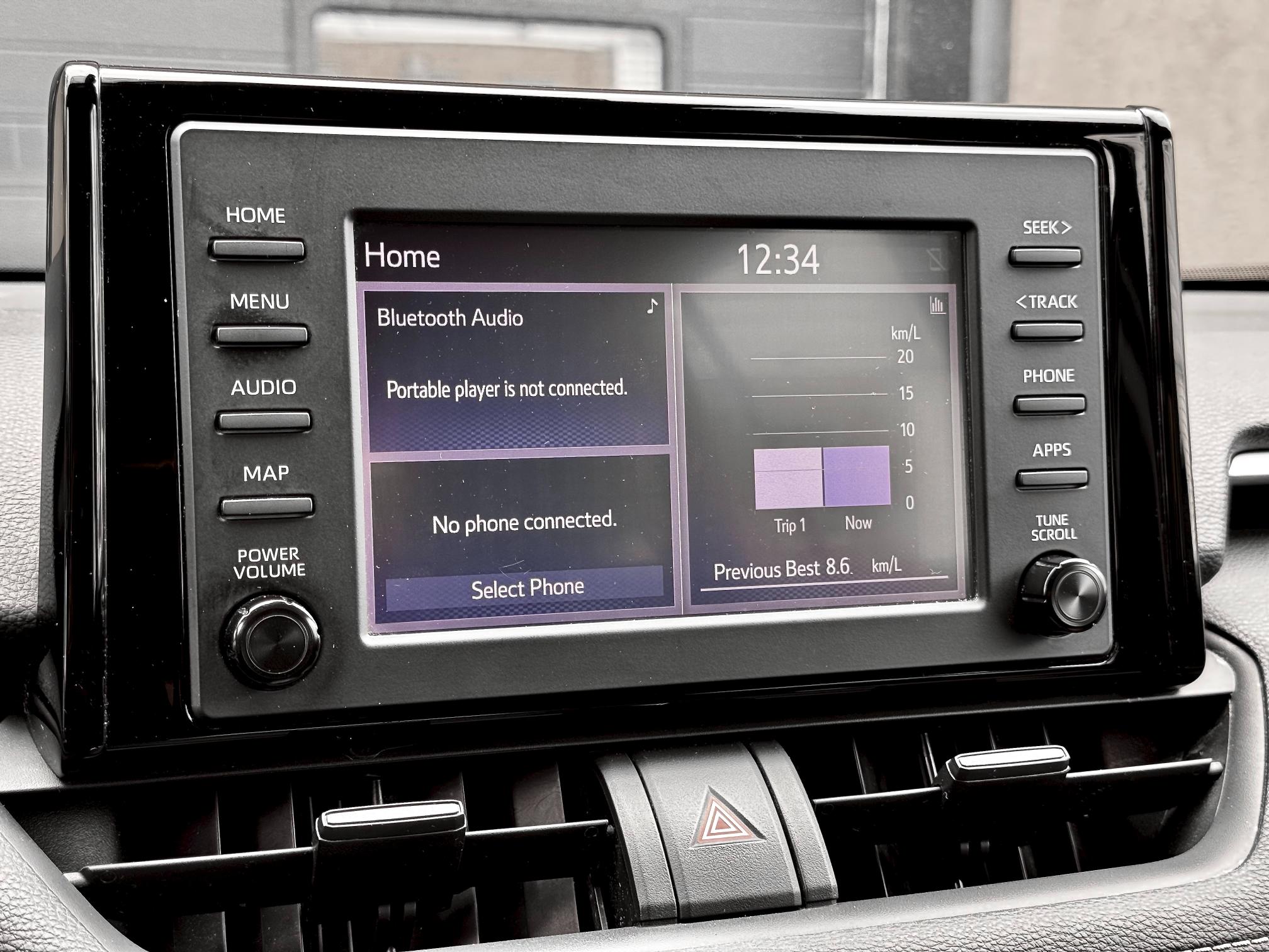 
								2020 Toyota RAV4 XLE AWD full									