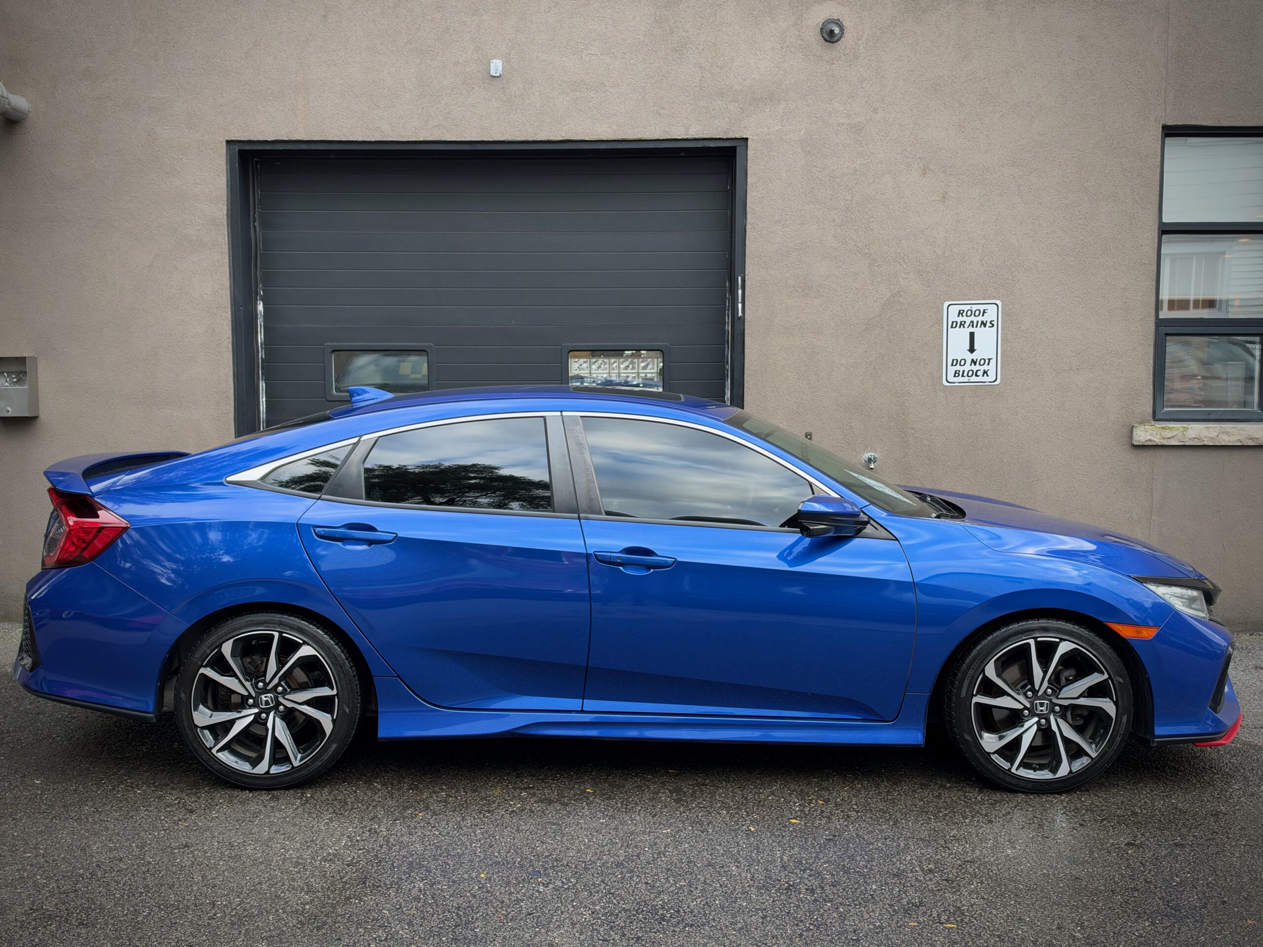 
								2019 Honda Civic Si Sedan full									