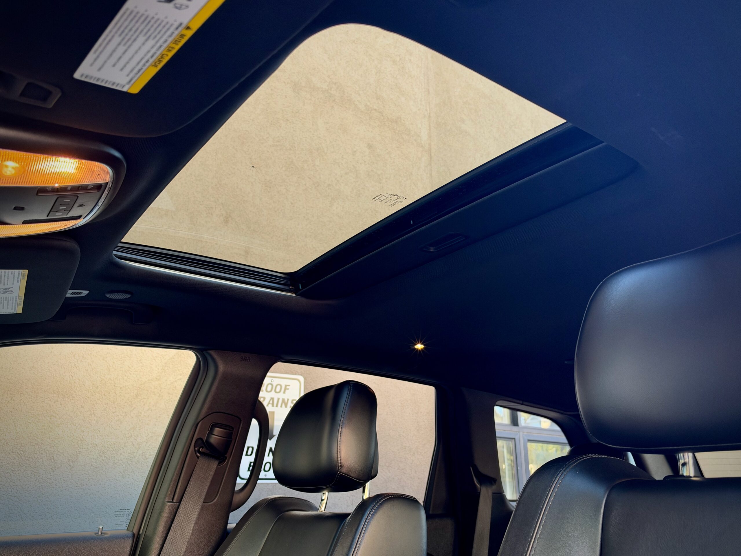 
								2018 Jeep Grand Cherokee Altitude full									