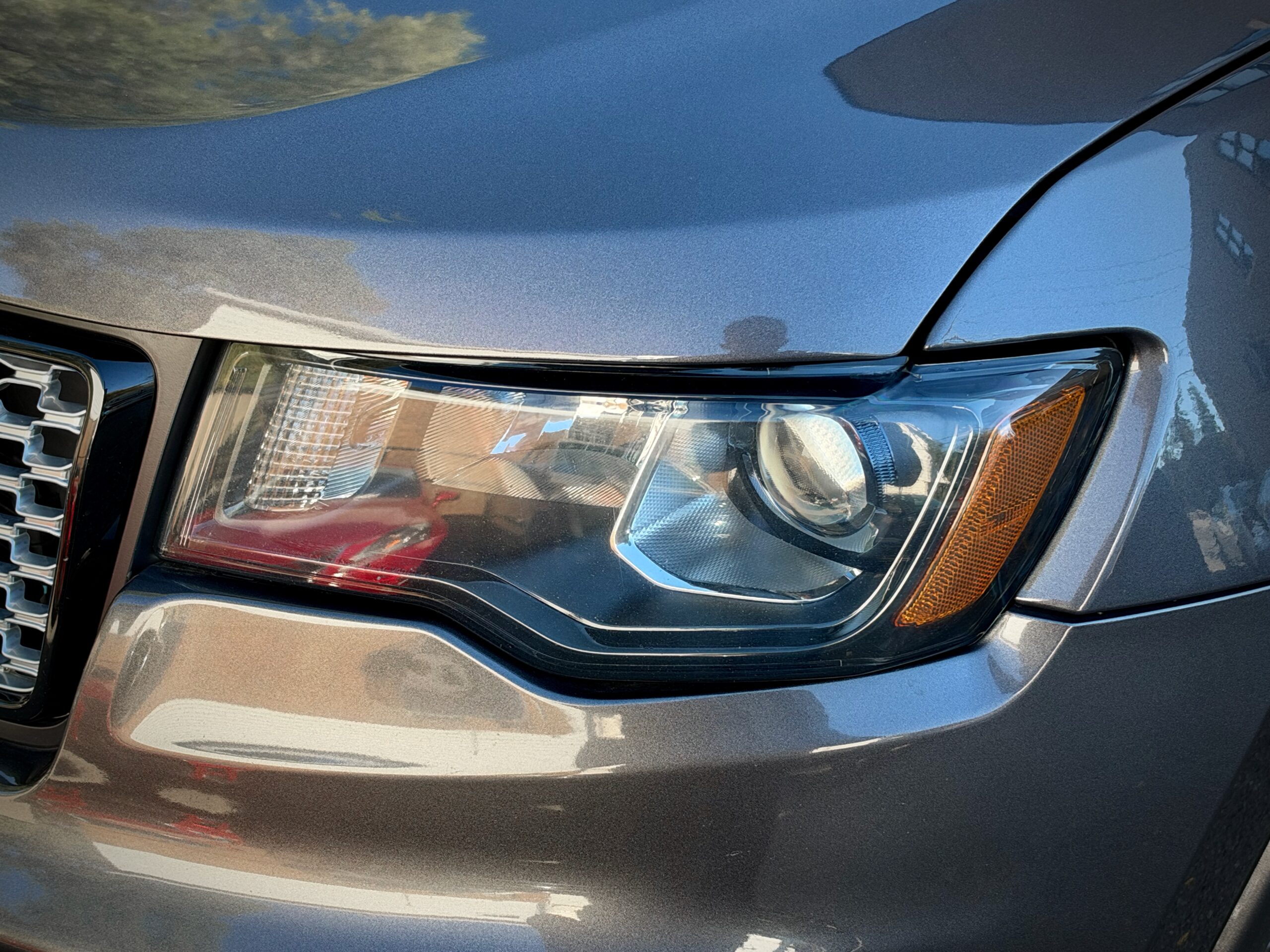 
								2018 Jeep Grand Cherokee Altitude full									