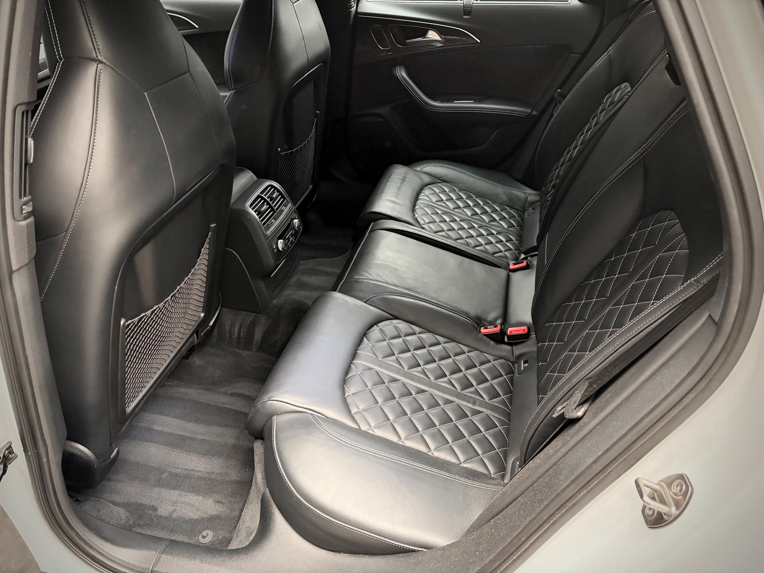 
								2017 Audi S6 full									