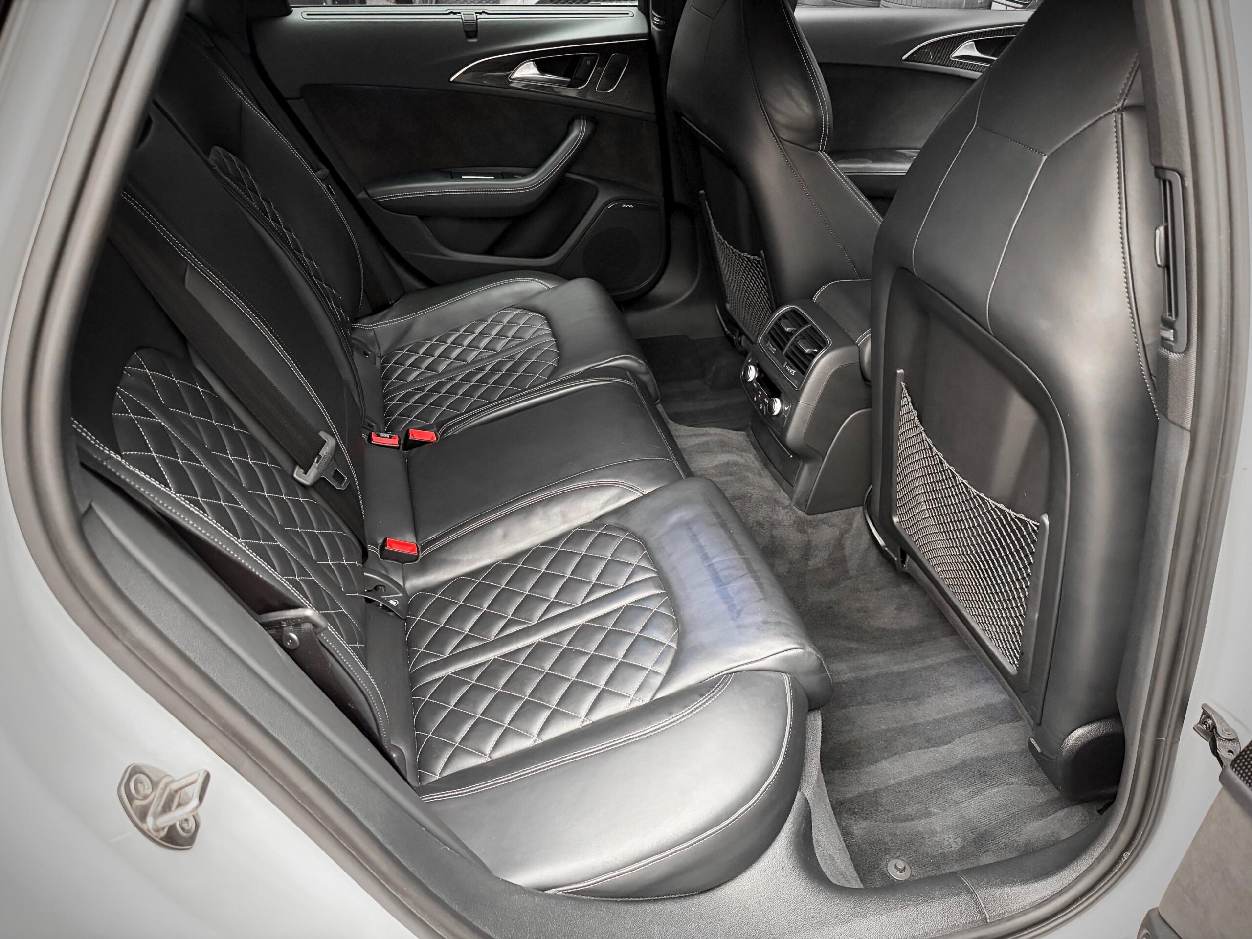 
								2017 Audi S6 full									