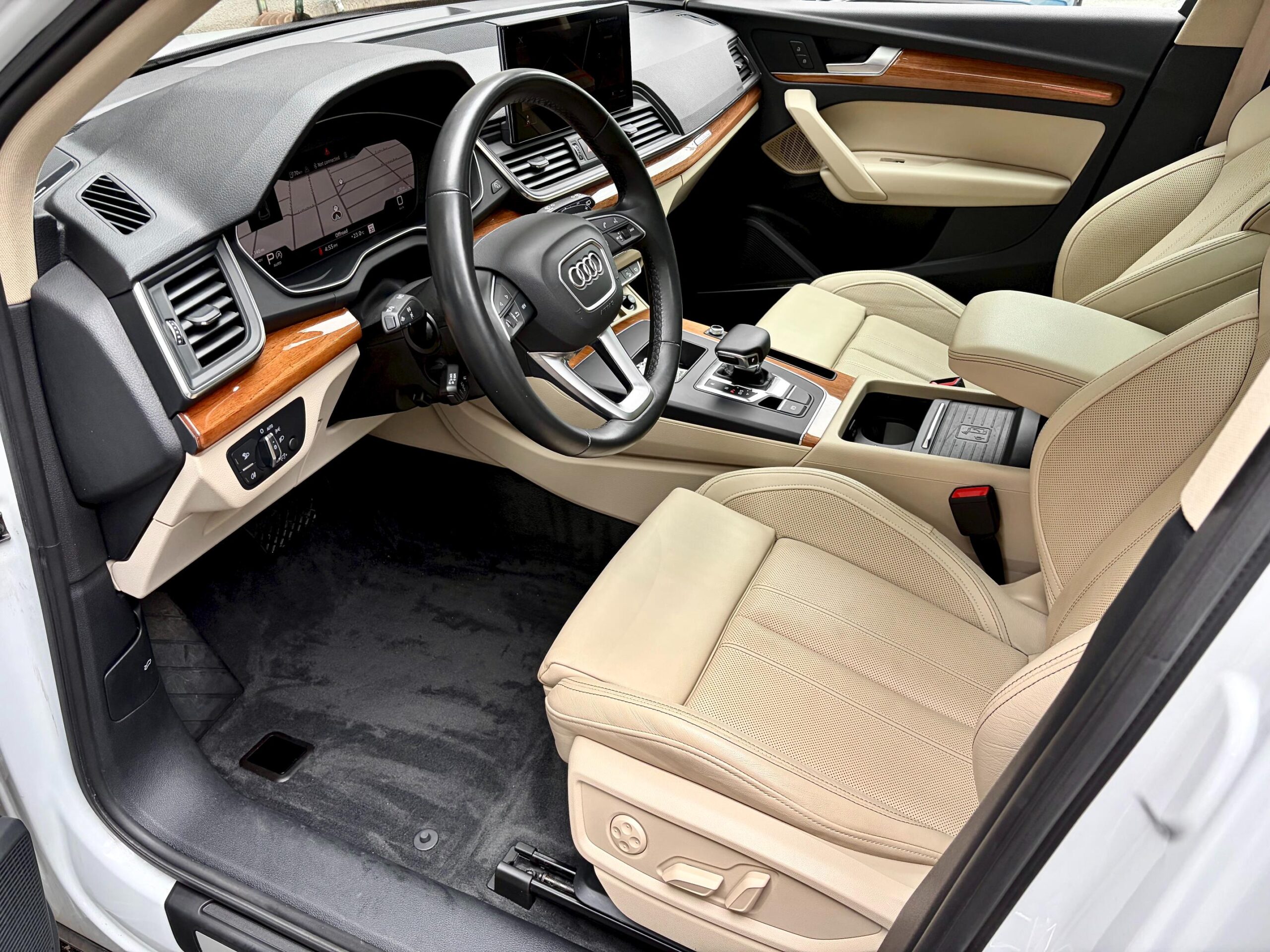 
								2021 Audi Q5 Technik full									