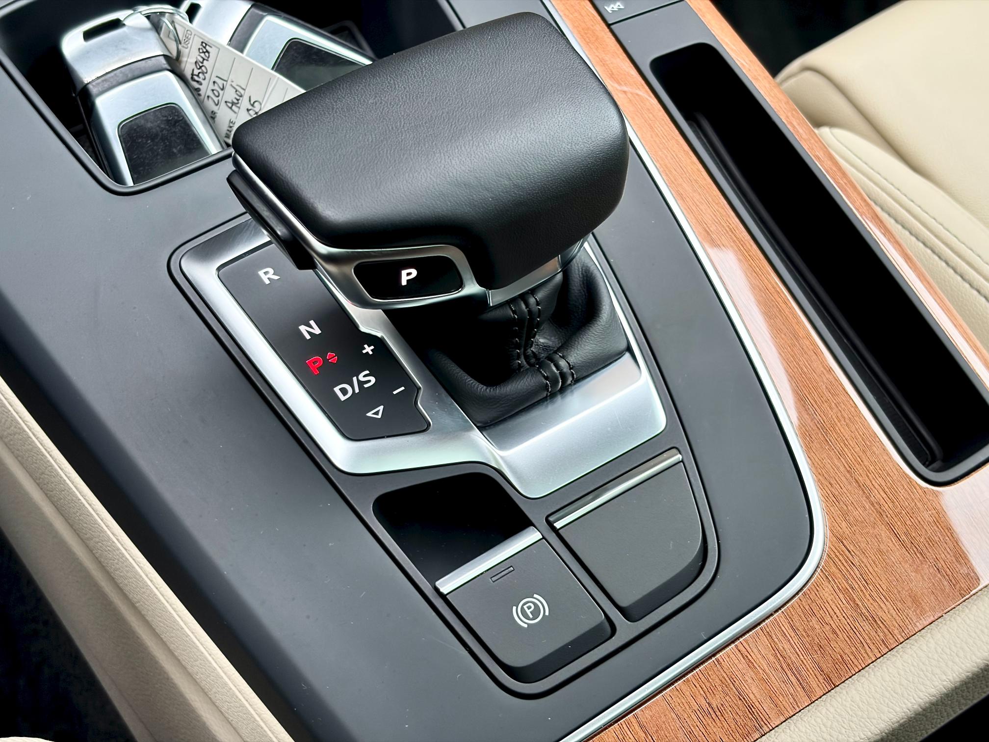 
								2021 Audi Q5 Technik full									