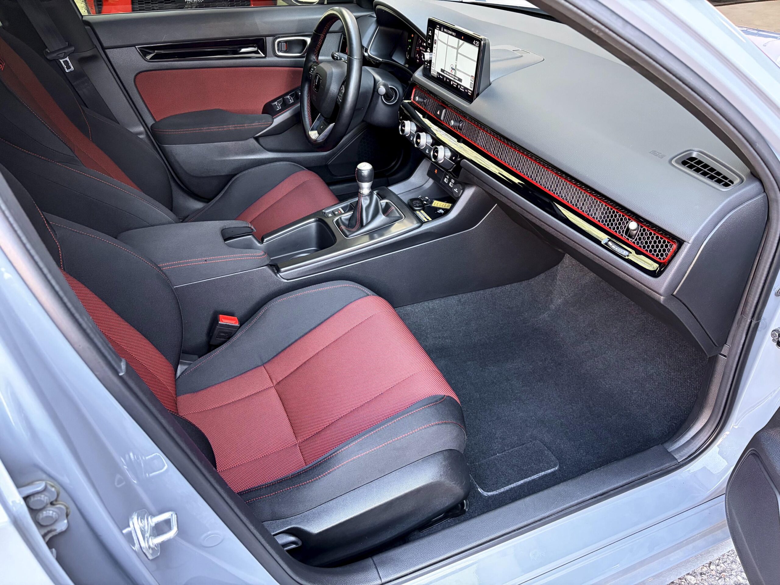 
								2022 Honda Civic SI Sedan full									