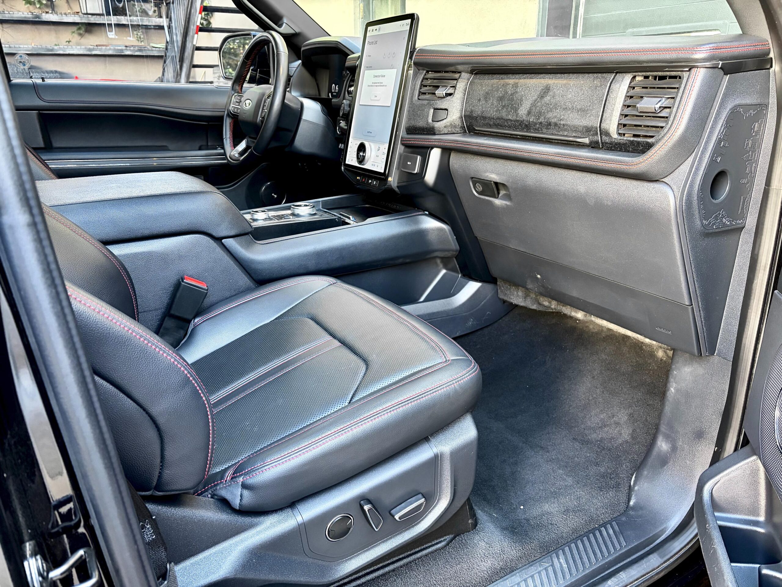 
								2023 Ford Expedition Max Limited full									