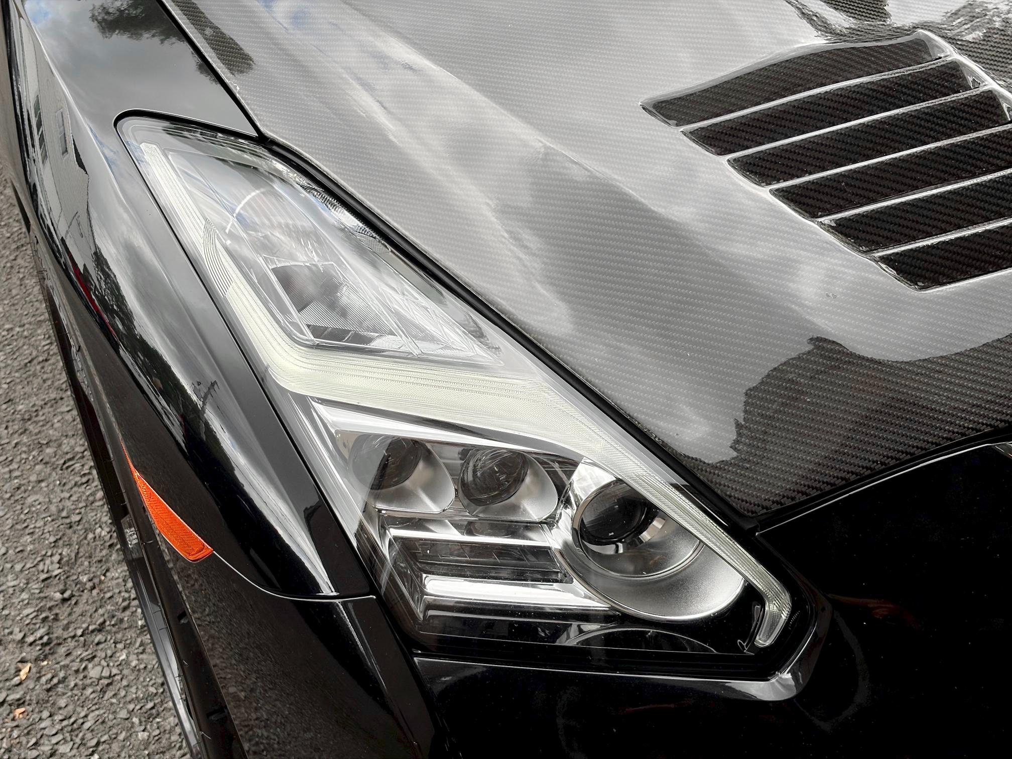 
								2019 Nissan GT-R Premium full									