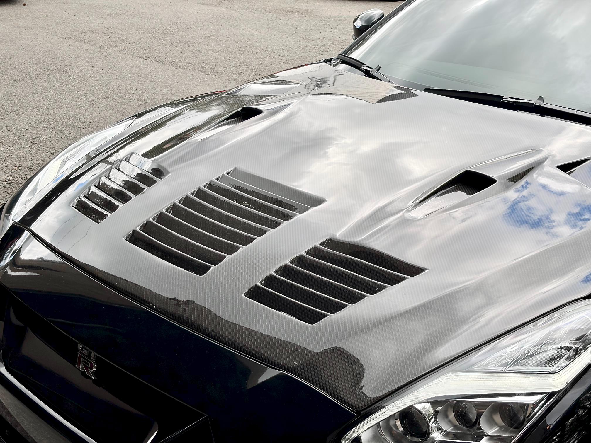 
								2019 Nissan GT-R Premium full									