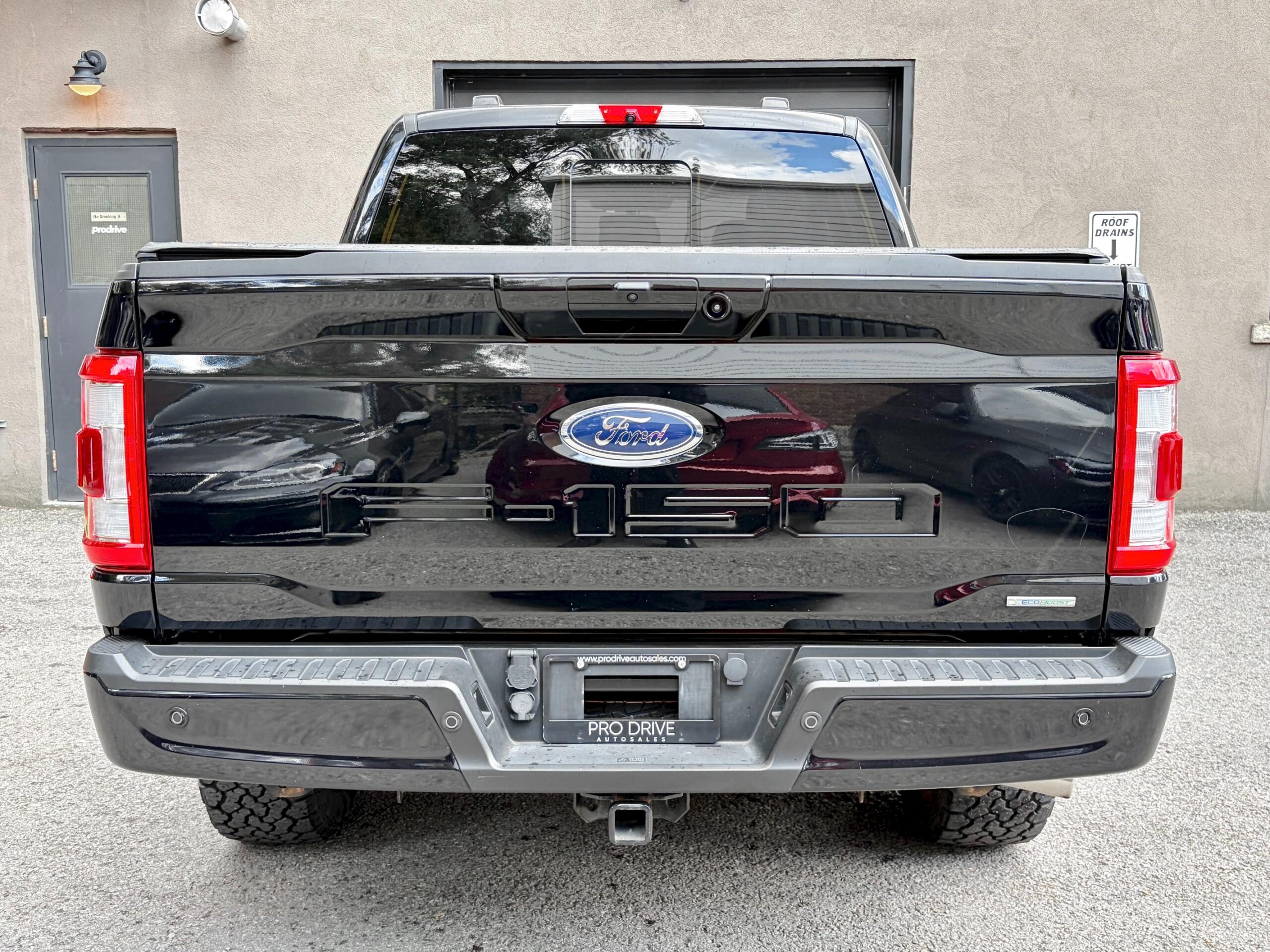 
								2022 Ford F-150 Supercrew Lariat full									