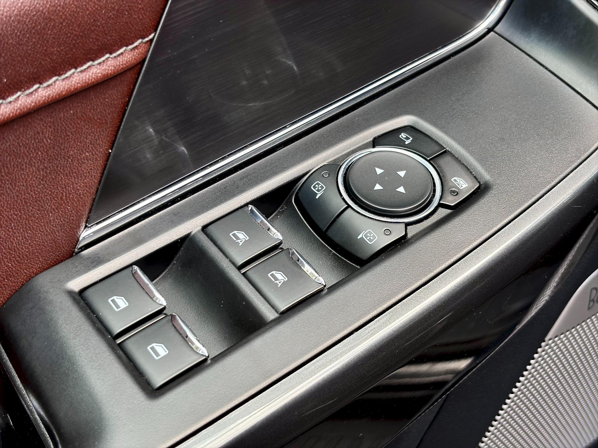 
								2022 Ford F-150 Supercrew Lariat full									